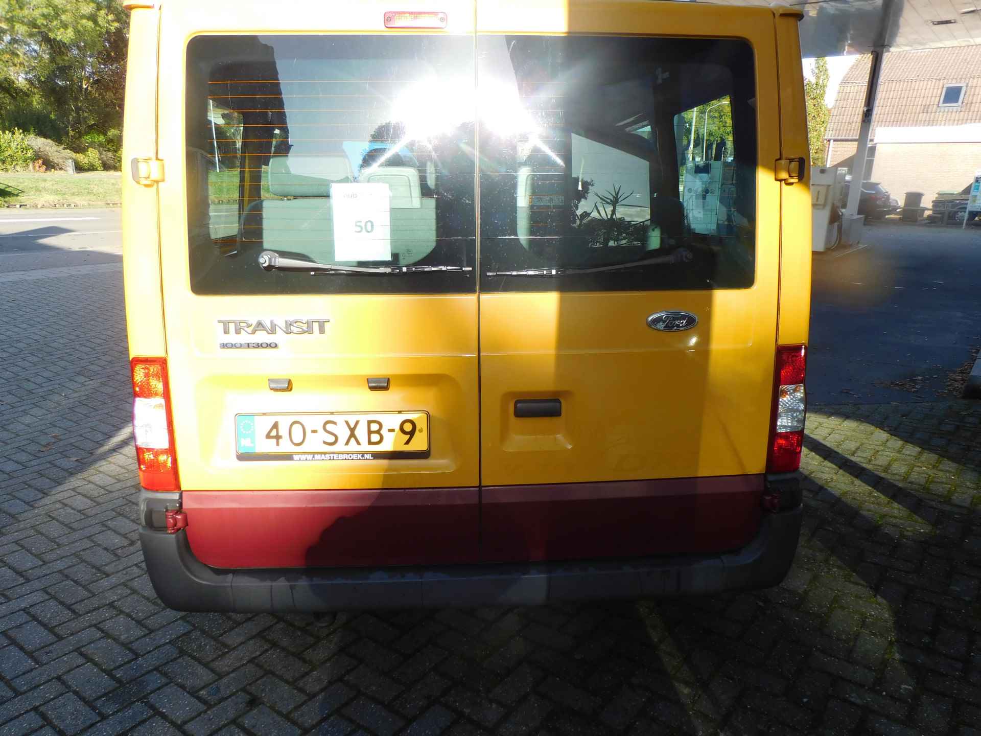 Ford Transit Kombi 300S 2.2 TDCI Ik ben te huur vanaf  €100 per dag Staat in DE KRIM - 7/16