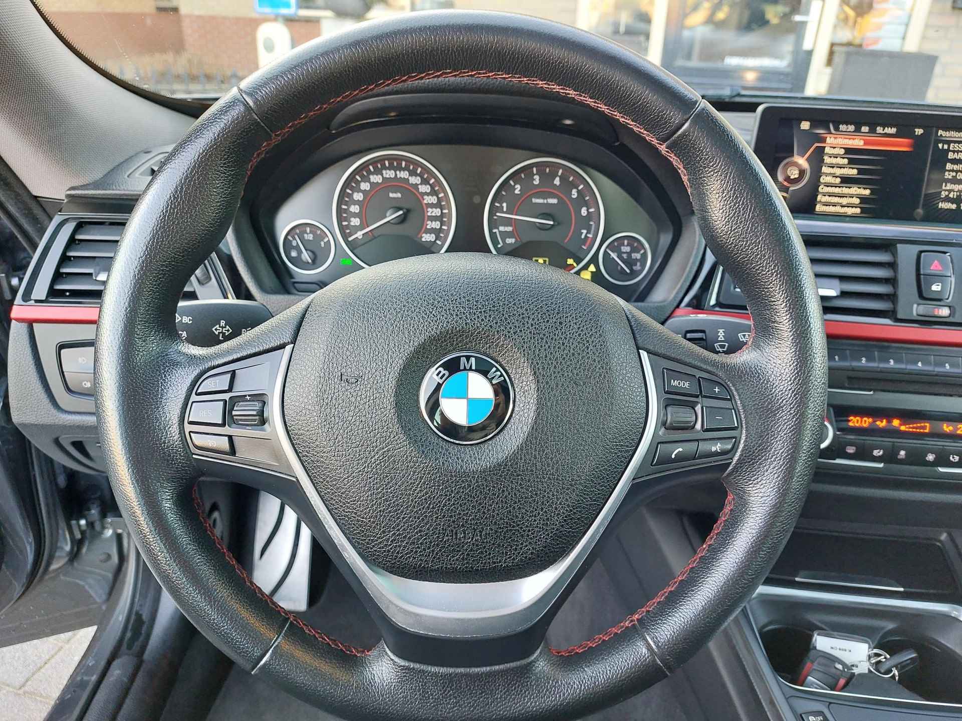 BMW 3-serie GT 335i High Executive | Pano | Trekhaak | HUD | Leder | 100% onderhouden - 17/53