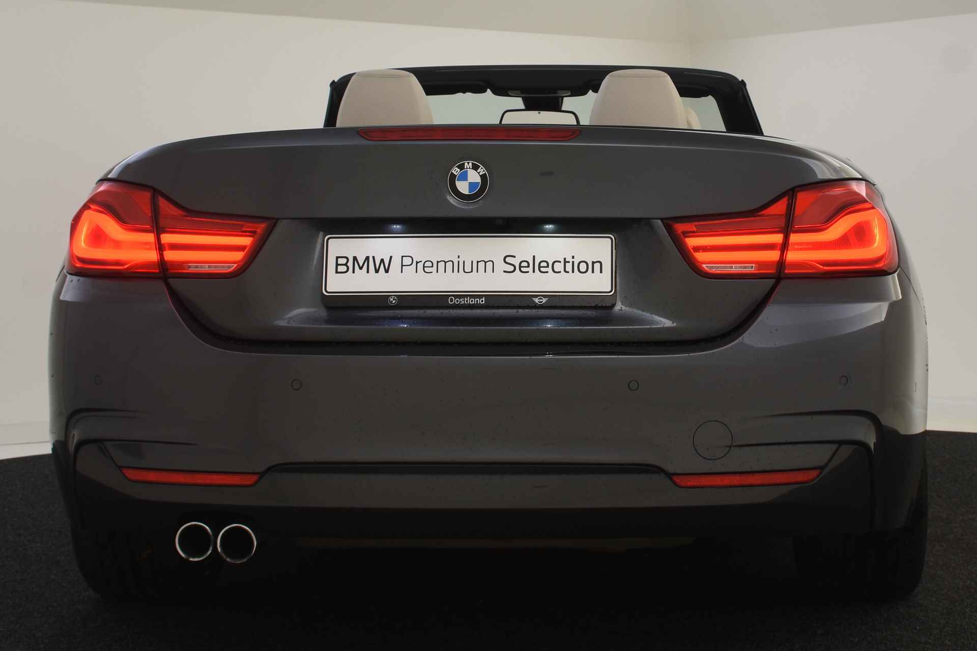 BMW 4 Serie Cabrio 430i High Executive M Sport Automaat / Achteruitrijcamera / Air Collar / Sportstoelen / Harman Kardon / M Sportonderstel | Park Assistant / Lane Change Warning - 15/56