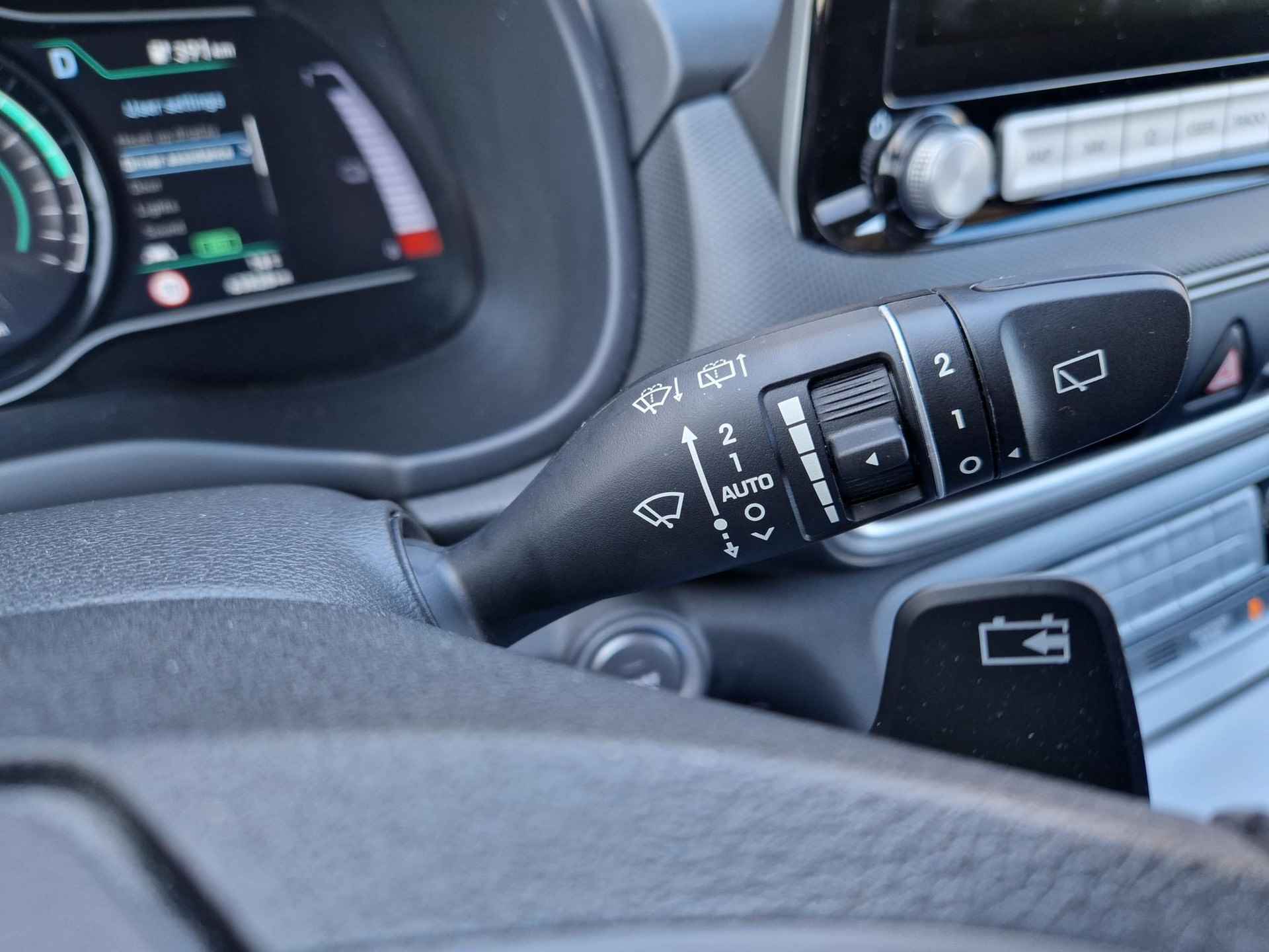Hyundai Kona EV Premium 64 kWh NAVI | CRUISE | PDC V+A | NLauto - Rijklaarprijs !! - 20/39