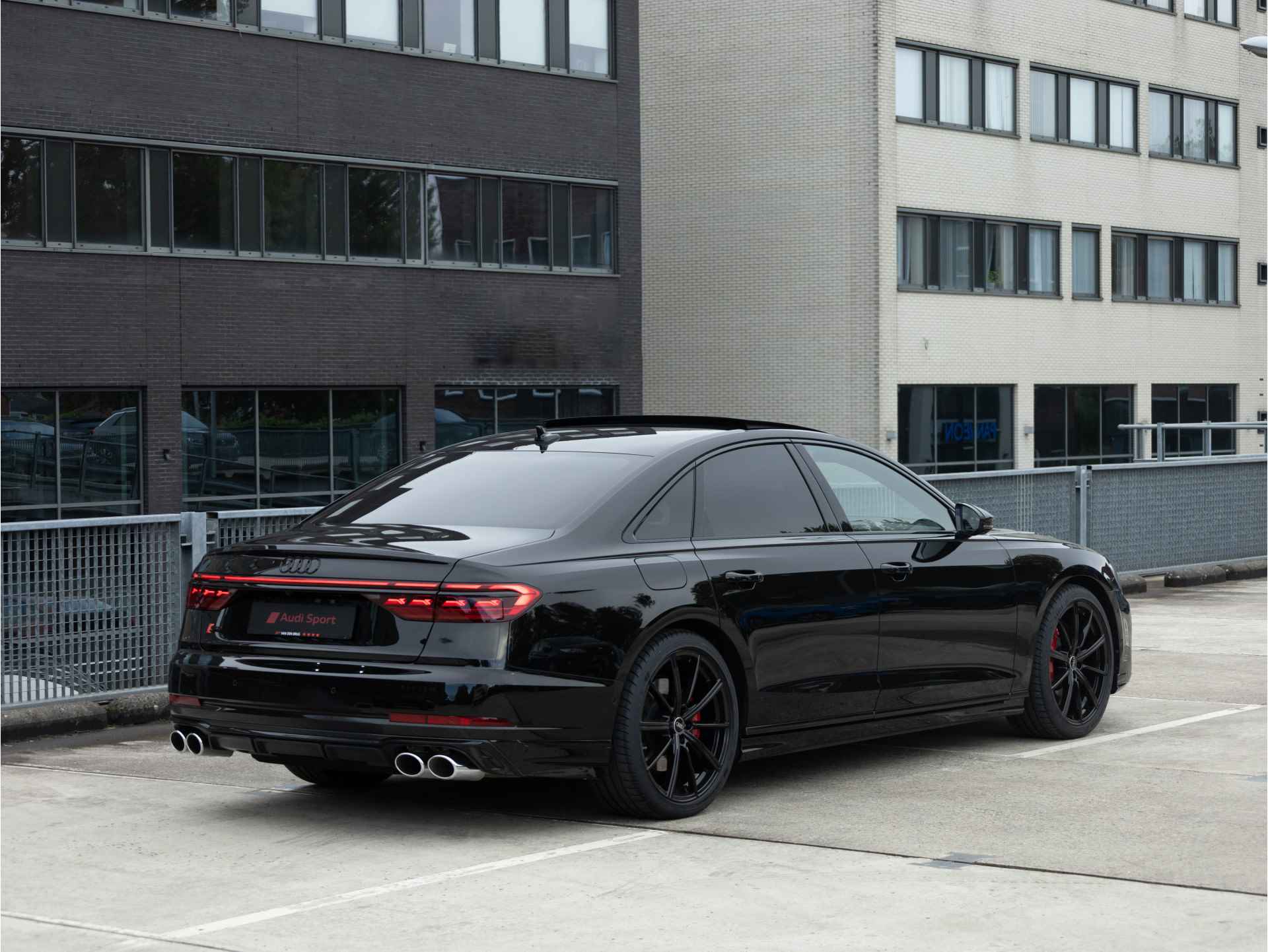 Audi S8 4.0 TFSI 571PK QUATTRO | B&O | Pano | TV | Vierwielsturing | Servo | Alcantara hemel | Head-up | Stoelventilatie-/massage v+a | Digital Matrix-LED - 29/108