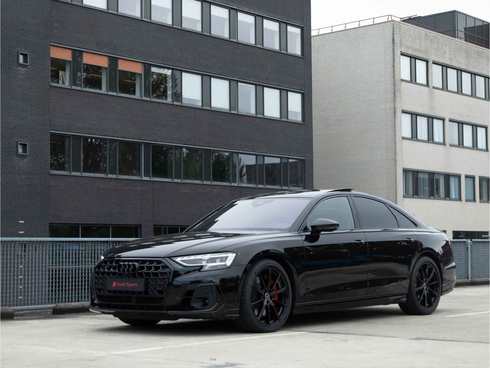 Audi S8 4.0 TFSI 571PK QUATTRO | B&O | Pano | TV | Vierwielsturing | Servo | Alcantara hemel | Head-up | Stoelventilatie-/massage v+a | Digital Matrix-LED - 67/108