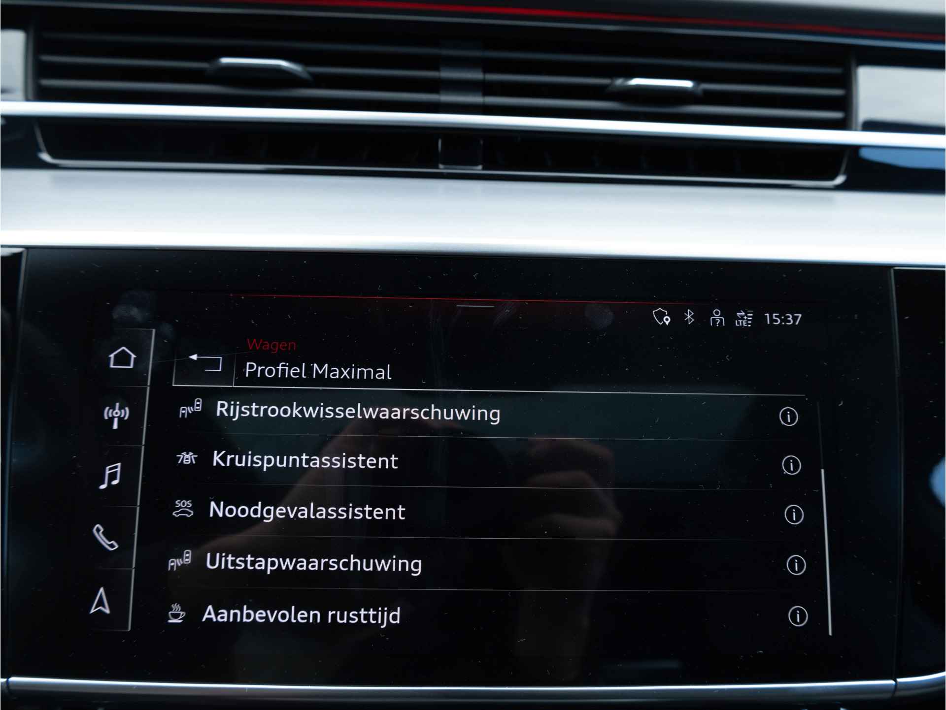 Audi S8 4.0 TFSI 571PK QUATTRO | B&O | Pano | TV | Vierwielsturing | Servo | Alcantara hemel | Head-up | Stoelventilatie-/massage v+a | Digital Matrix-LED - 88/108