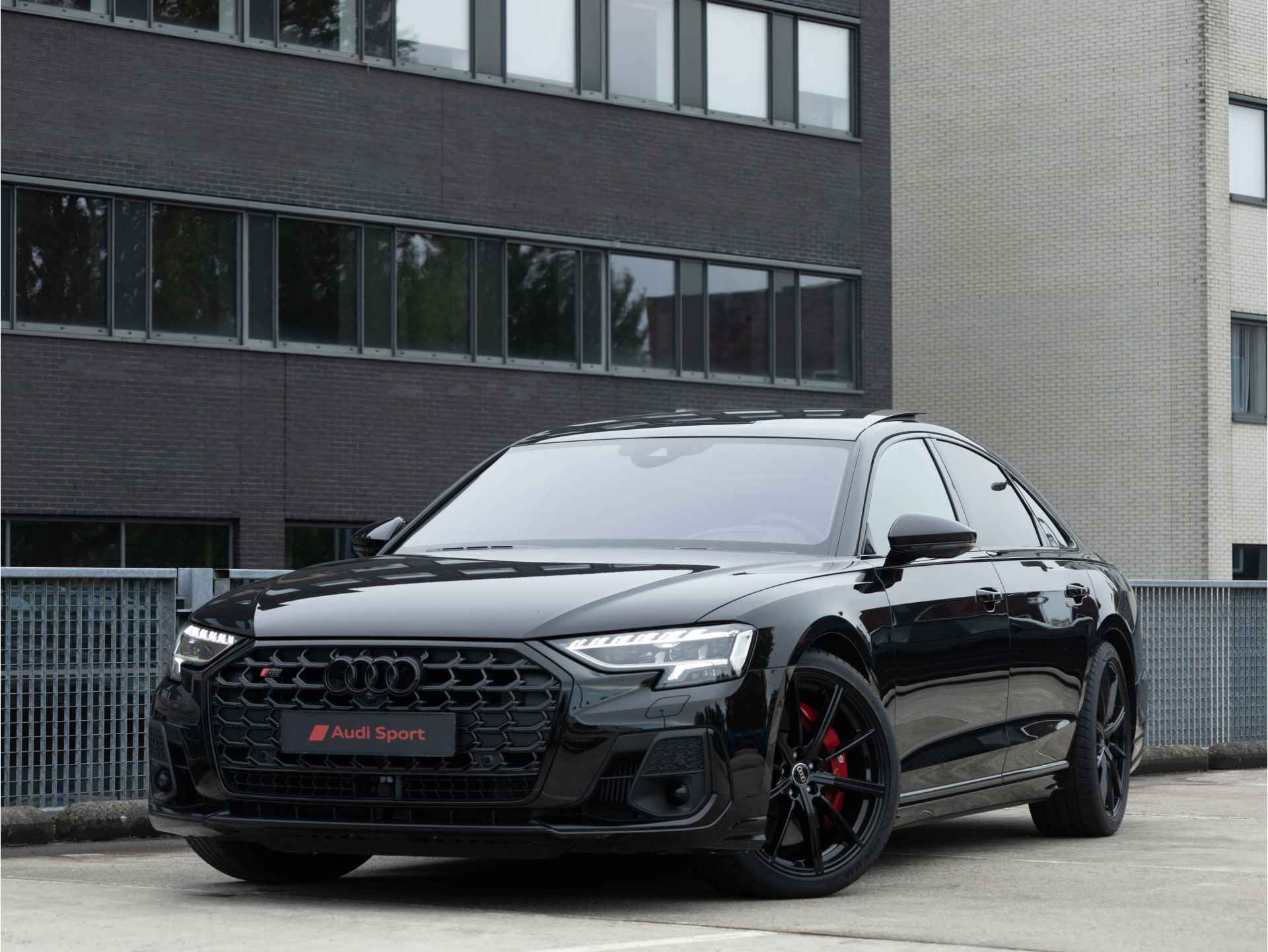 Audi S8 4.0 TFSI 571PK QUATTRO | B&O | Pano | TV | Vierwielsturing | Servo | Alcantara hemel | Head-up | Stoelventilatie-/massage v+a | Digital Matrix-LED - 108/108