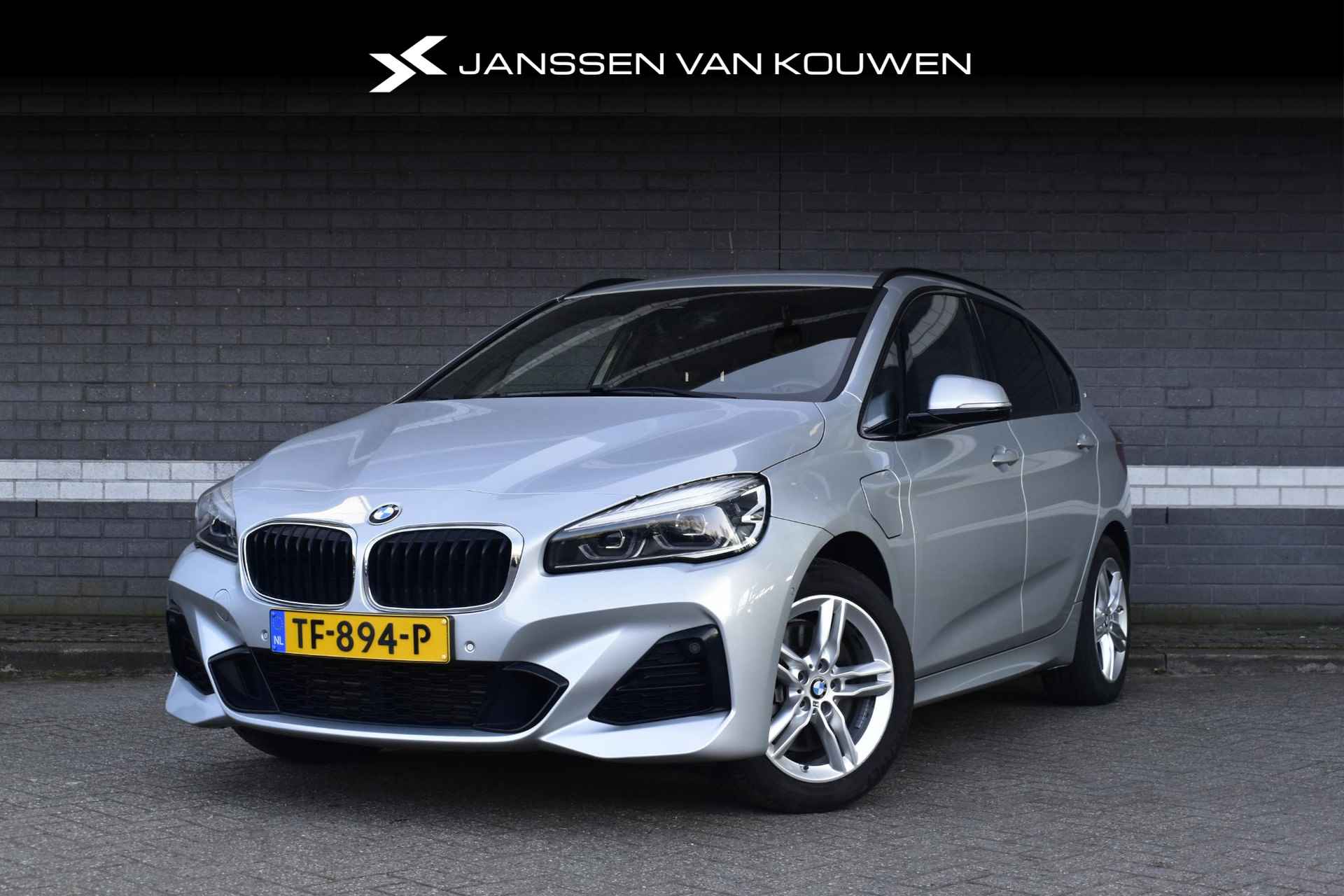 BMW 2-serie Active Tourer 225xe iPerformance Executive / M-Sport / PHEV / Parking Pack / LED