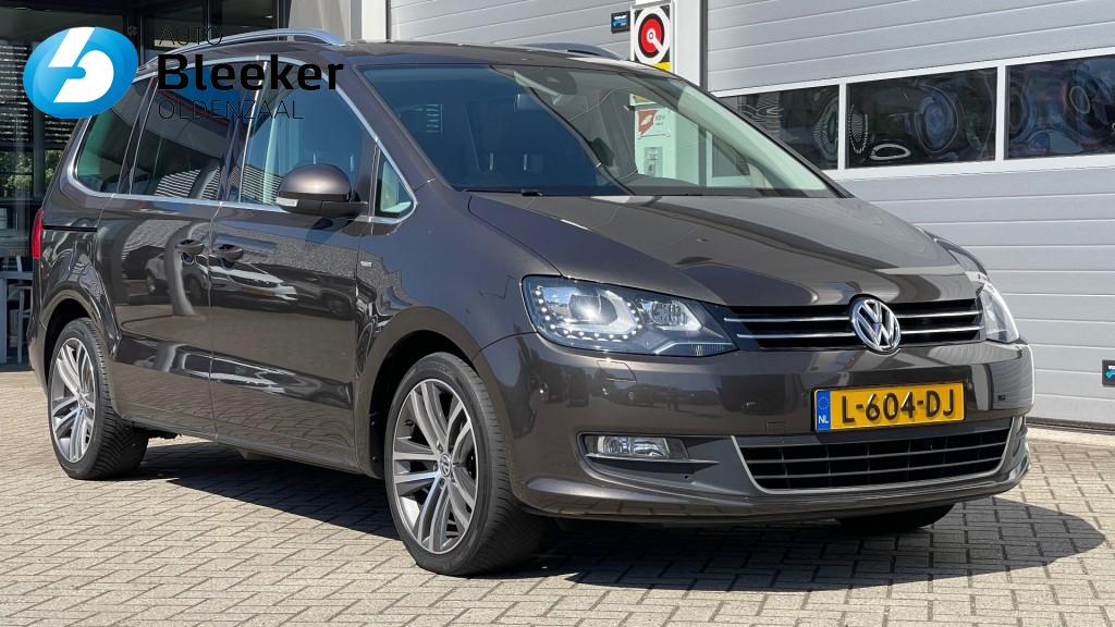 VOLKSWAGEN Sharan 1.4 TSI ComfortLine 7 pers Airco Navi Pano Cruise Stoelverwar