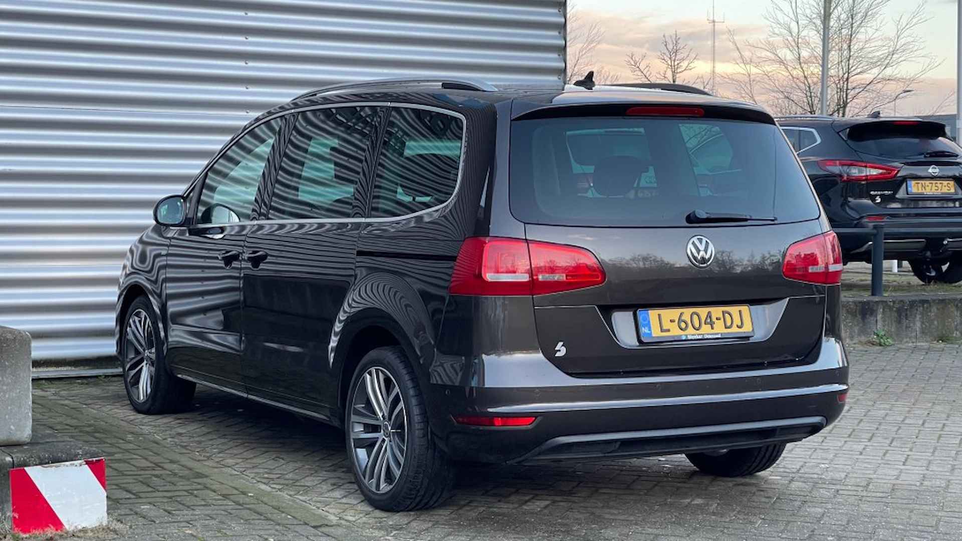 VOLKSWAGEN Sharan 1.4 TSI ComfortLine 7 pers Airco Navi Pano Cruise Stoelverwar - 13/35