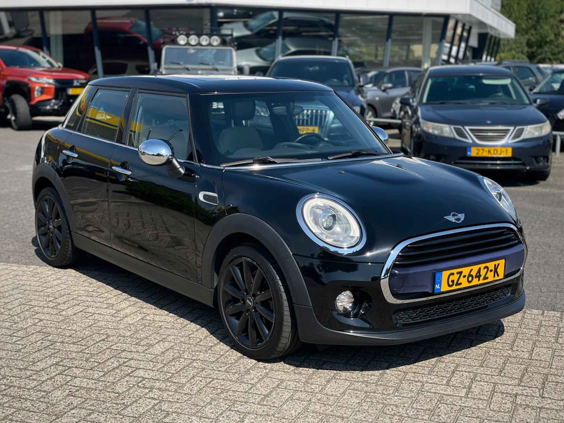 MINI Cooper 1.5 BUSINESS PANORAMADAK NAVIGATIE NL AUTO - 7/36