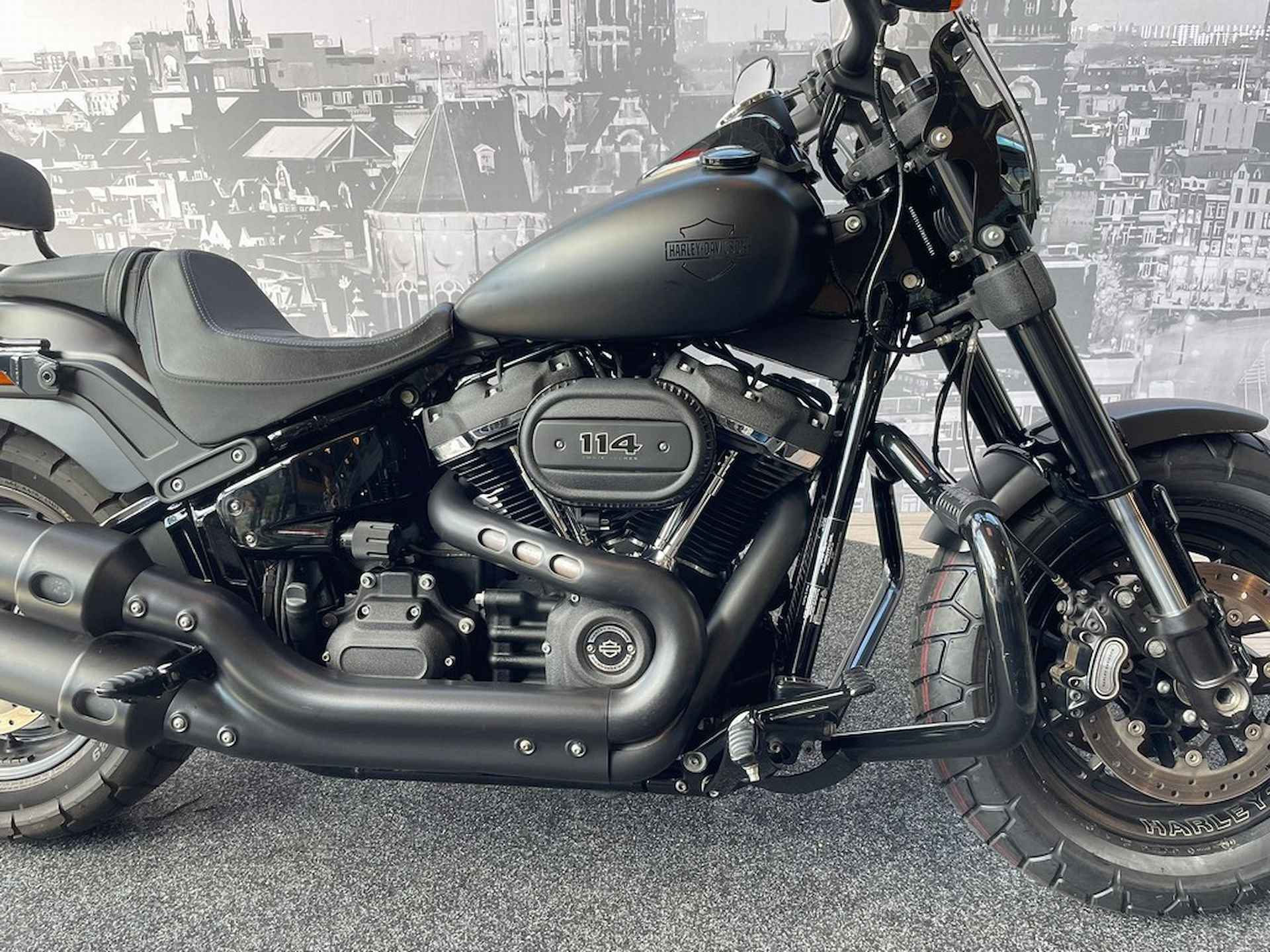 Harley-Davidson FXFBS FAT BOB 114 - 2/8