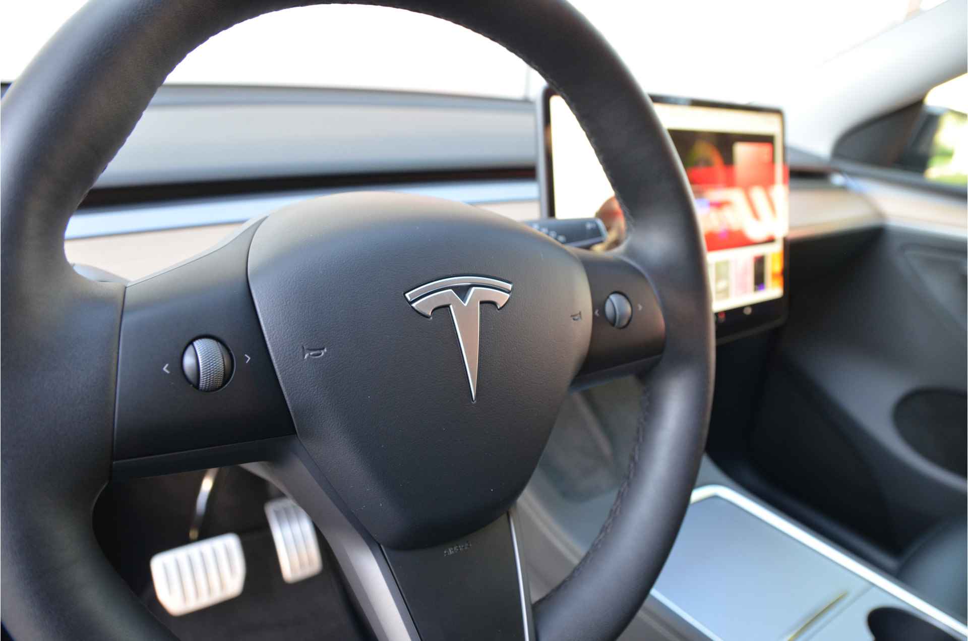 Tesla Model Y Performance AWD 75 kWh Trekhaak (twv 1.350,-), PDC, Enhanced AutoPilot (twv 3.800,-) - 15/34