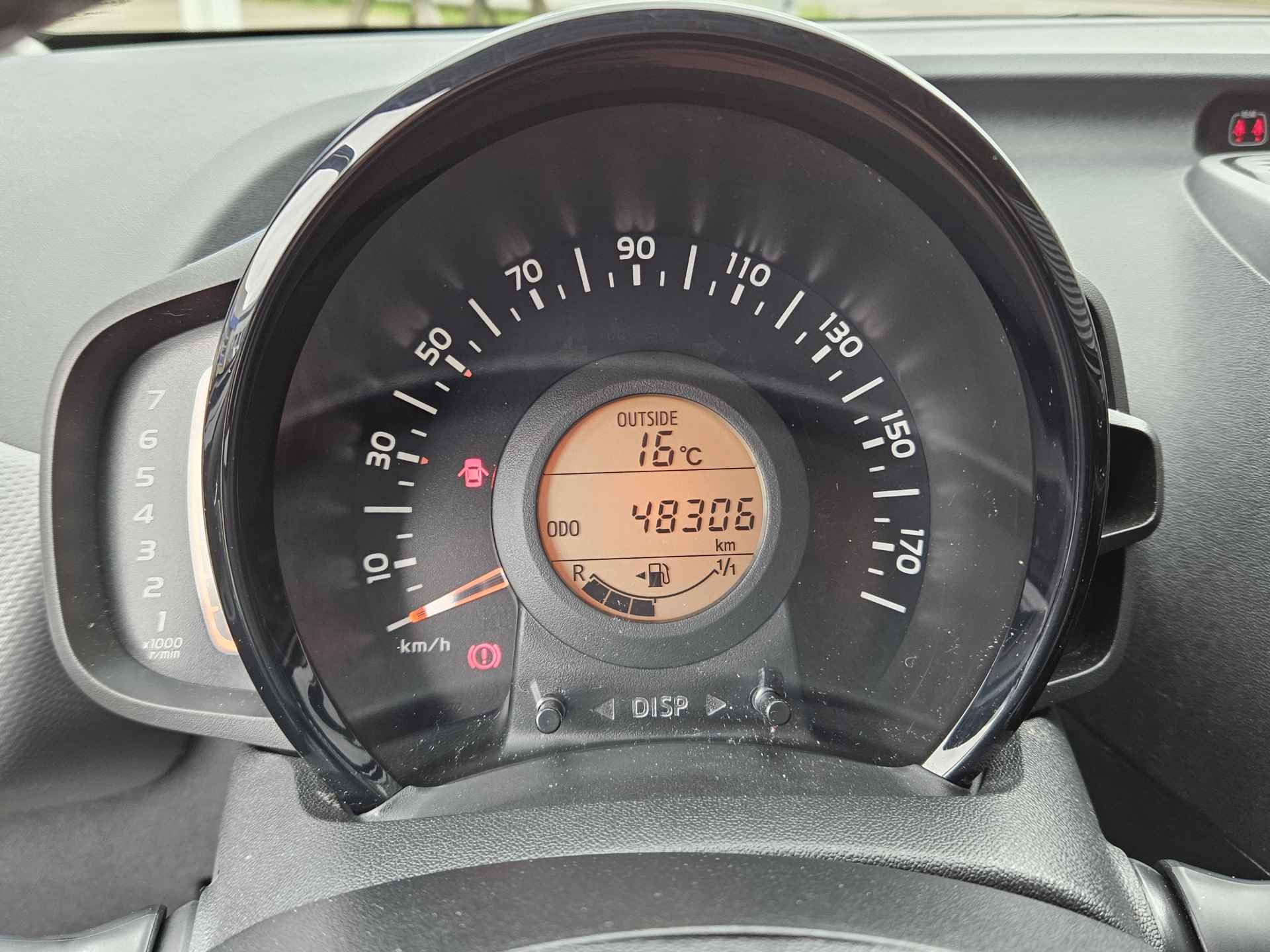 Peugeot 108 1.0 e-VTi Allure Navihgatie | Camera | Climate Control - 14/31