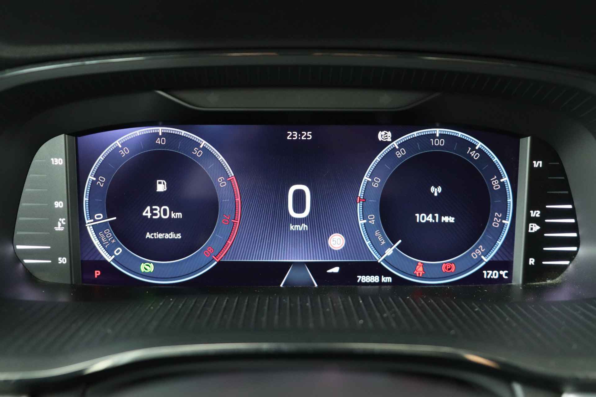 Škoda Octavia Combi 1.0 e-TSI Sport Business | Trekhaak | Leder | Stoelverwarming | Adaptive Cruise | Virtual Cockpit | Parkeersensoren V+A - 8/47