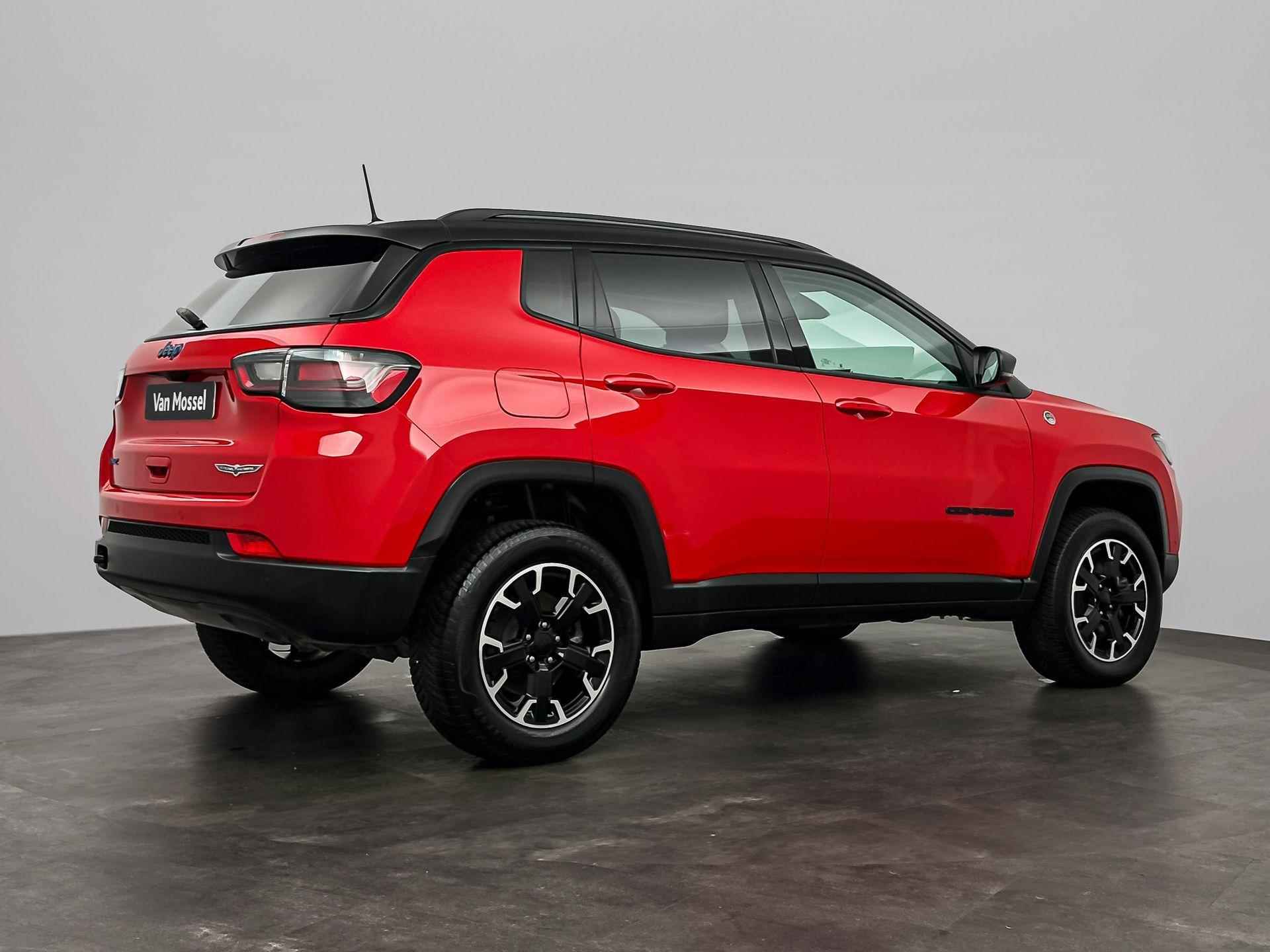 Jeep Compass 4xe 240pk Plug-in Hybrid Trailhawk | Navigatie | Achteruitrijcamera | Parkeersensoren | Half Leder | Climate Control | LED | Lichtmetalen Velgen | - 7/25