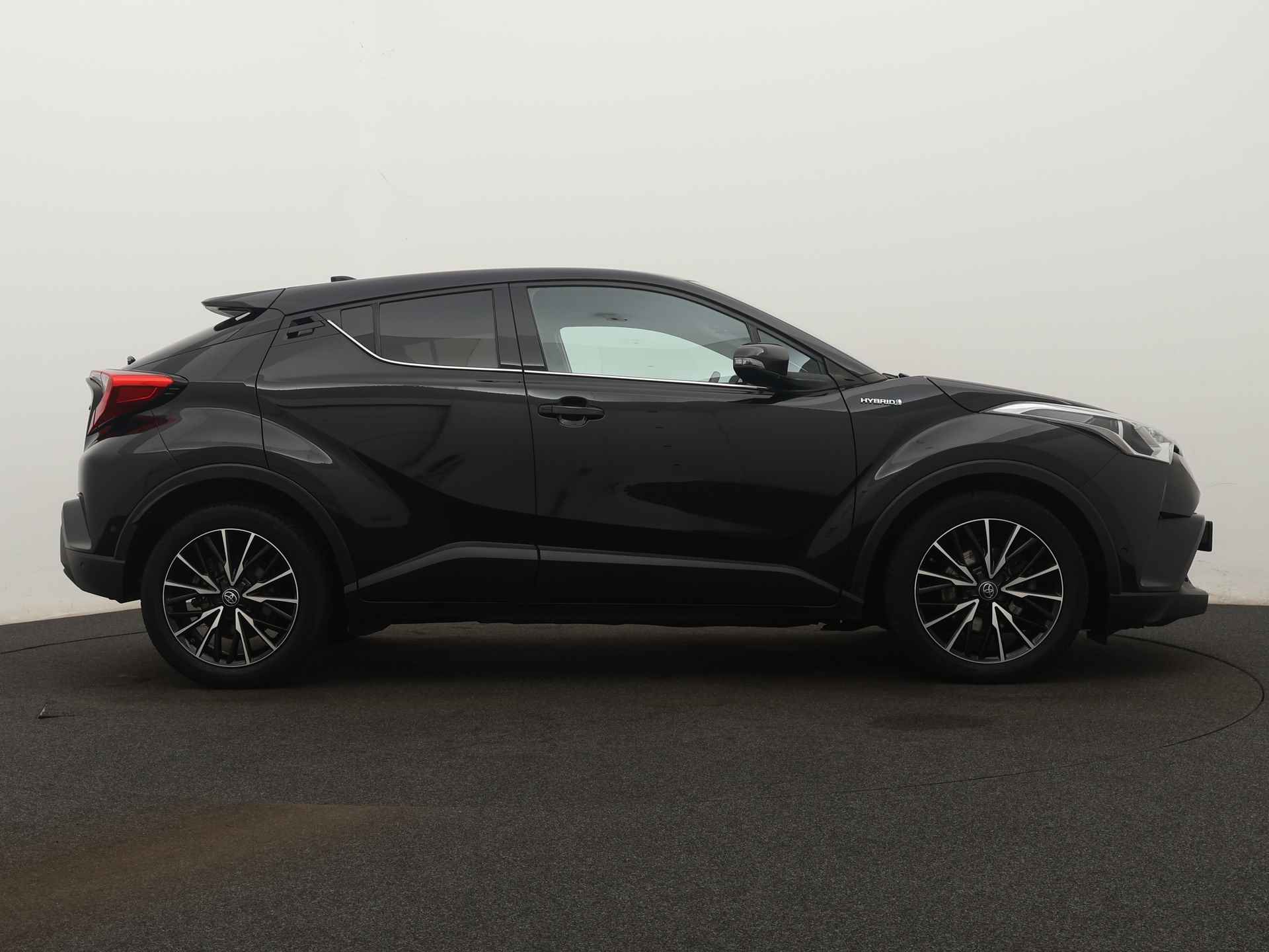 Toyota C-HR 1.8 Hybrid Style Limited | Dealeronderhouden | Stoelverwarming | automatisch klimaatcontrol | SA Financiering - 16/45