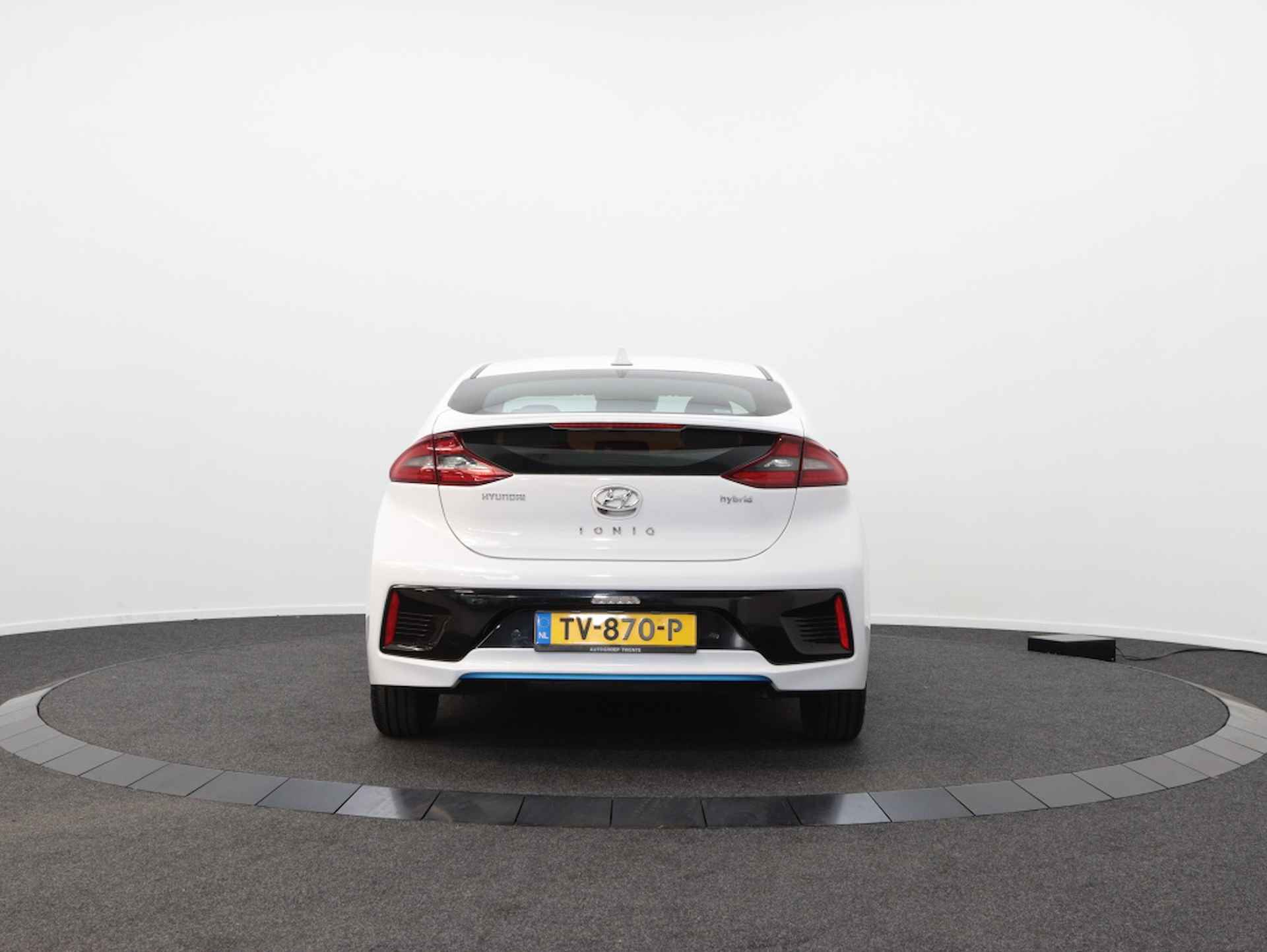 Hyundai IONIQ 1.6 GDi Comfort | Carplay | DAB | Navigatie | Auto Airco | Cruis - 9/43