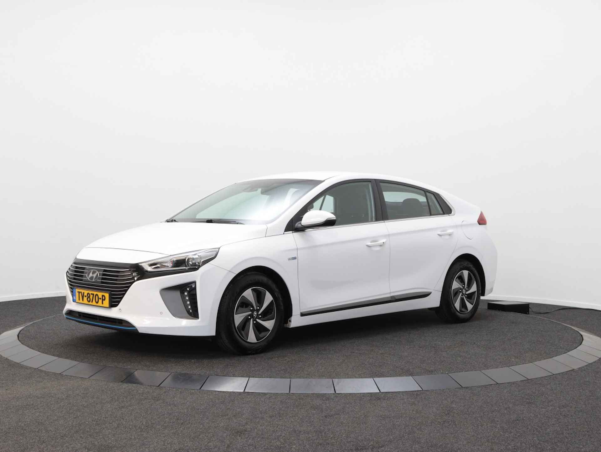 Hyundai IONIQ 1.6 GDi Comfort | Carplay | DAB | Navigatie | Auto Airco | Cruis - 12/43