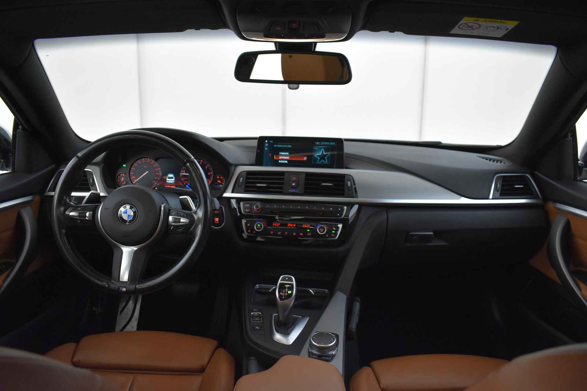 BMW 4 Serie Gran Coupé 420i High Executive M Sport Automaat / Schuif-kanteldak / Achteruitrijcamera / Sportstoelen / LED / M Sportonderstel / Comfort Access / Park Assistant / Leder - 21/59