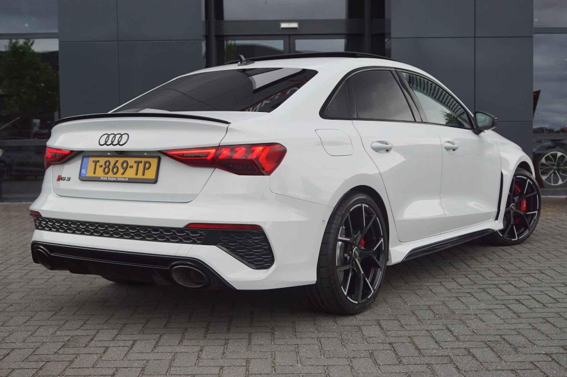 AUDI Rs3 2.5 TFSI Quattro/ Panodak/ Leer/ RS Uitlaat/B&amp;O/ Leer/Matrix LED - 9/62