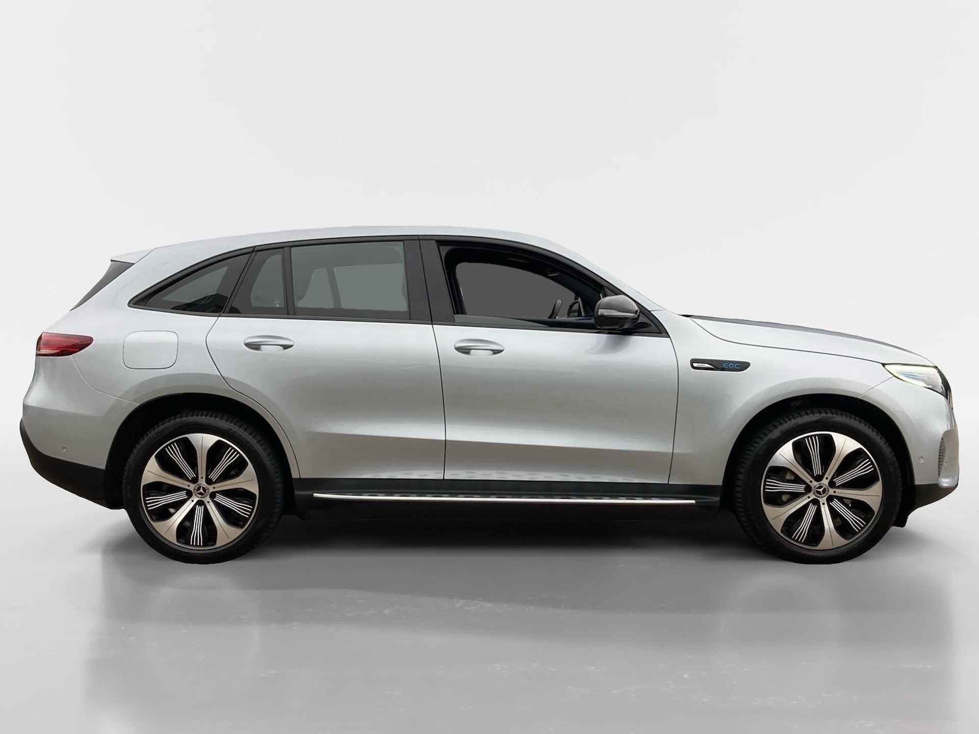 Mercedes-Benz EQC 400 4MATIC Premium Plus 80 kWh NIEUWSTAAT | SIDE BARS | 3 JAAR GRATIS APK | - 8/27