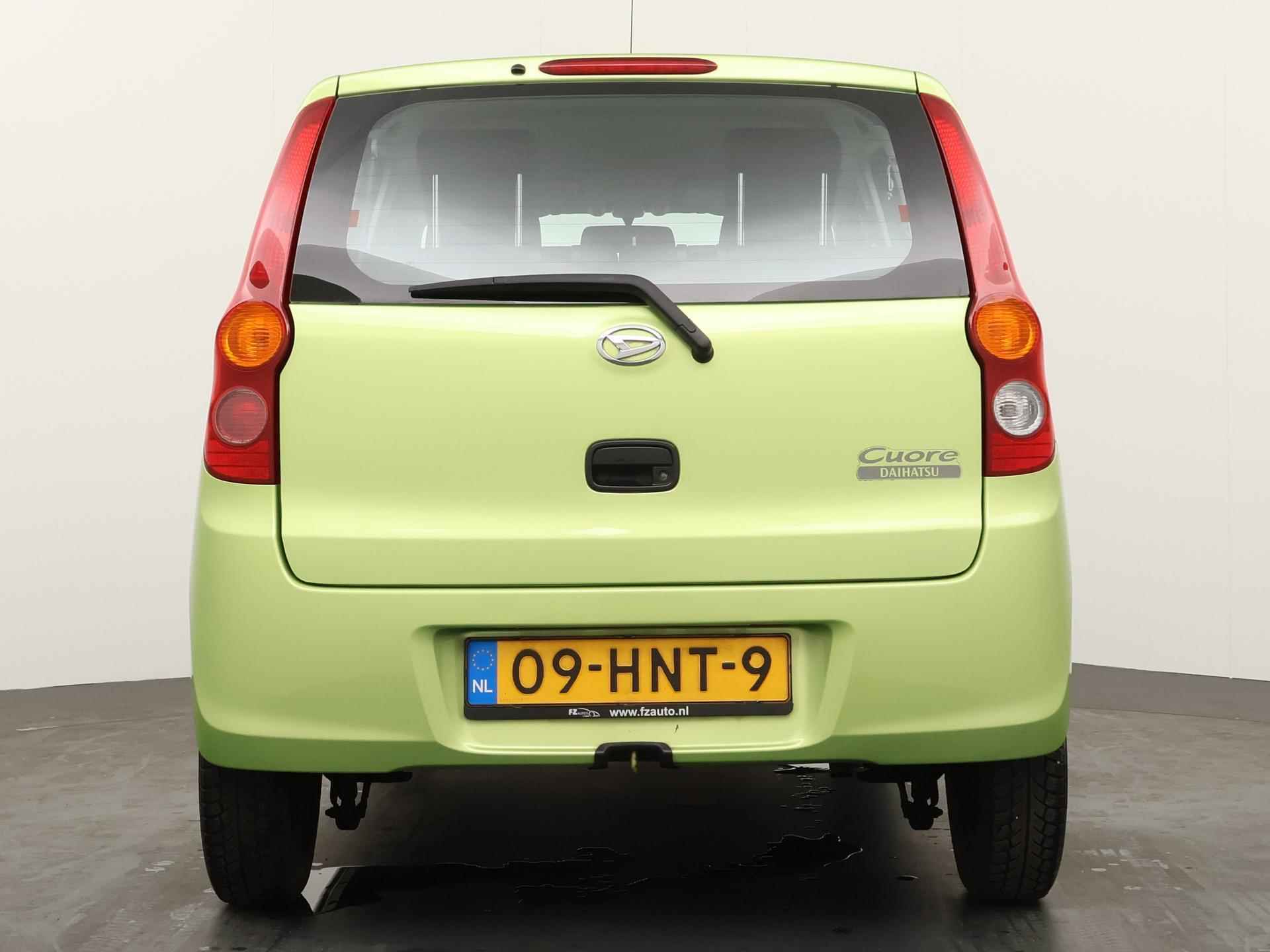 Daihatsu Cuore 1.0 Trend | Hoge instap | Zuinig in verbruik | - 4/18