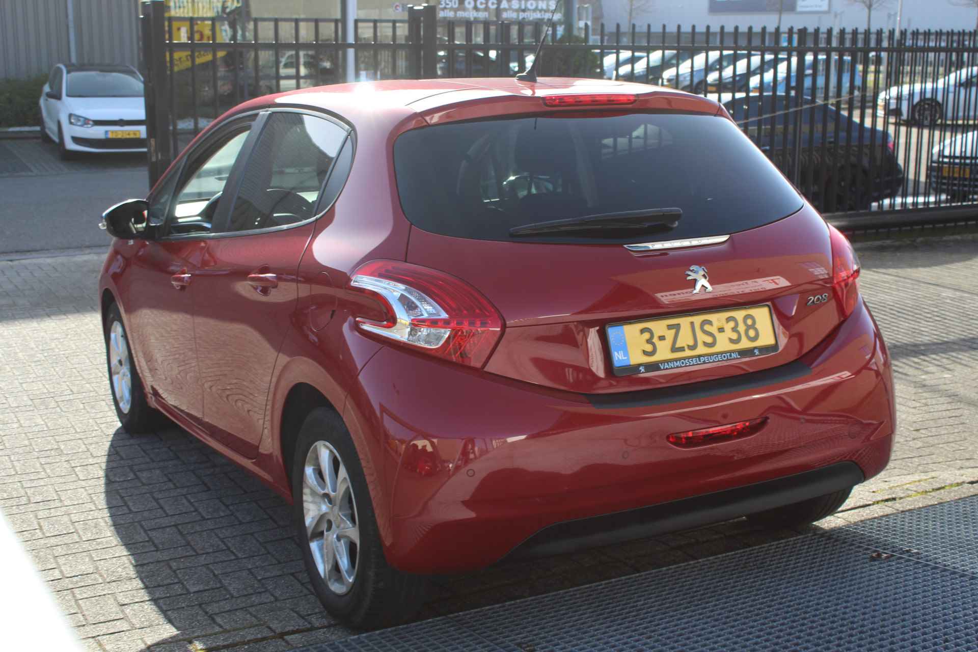 Peugeot 208 1.2 PureTech Style Pack Navigatie,Cruise control,Climate control,Mistlampen,Parkeersensoren - 11/22