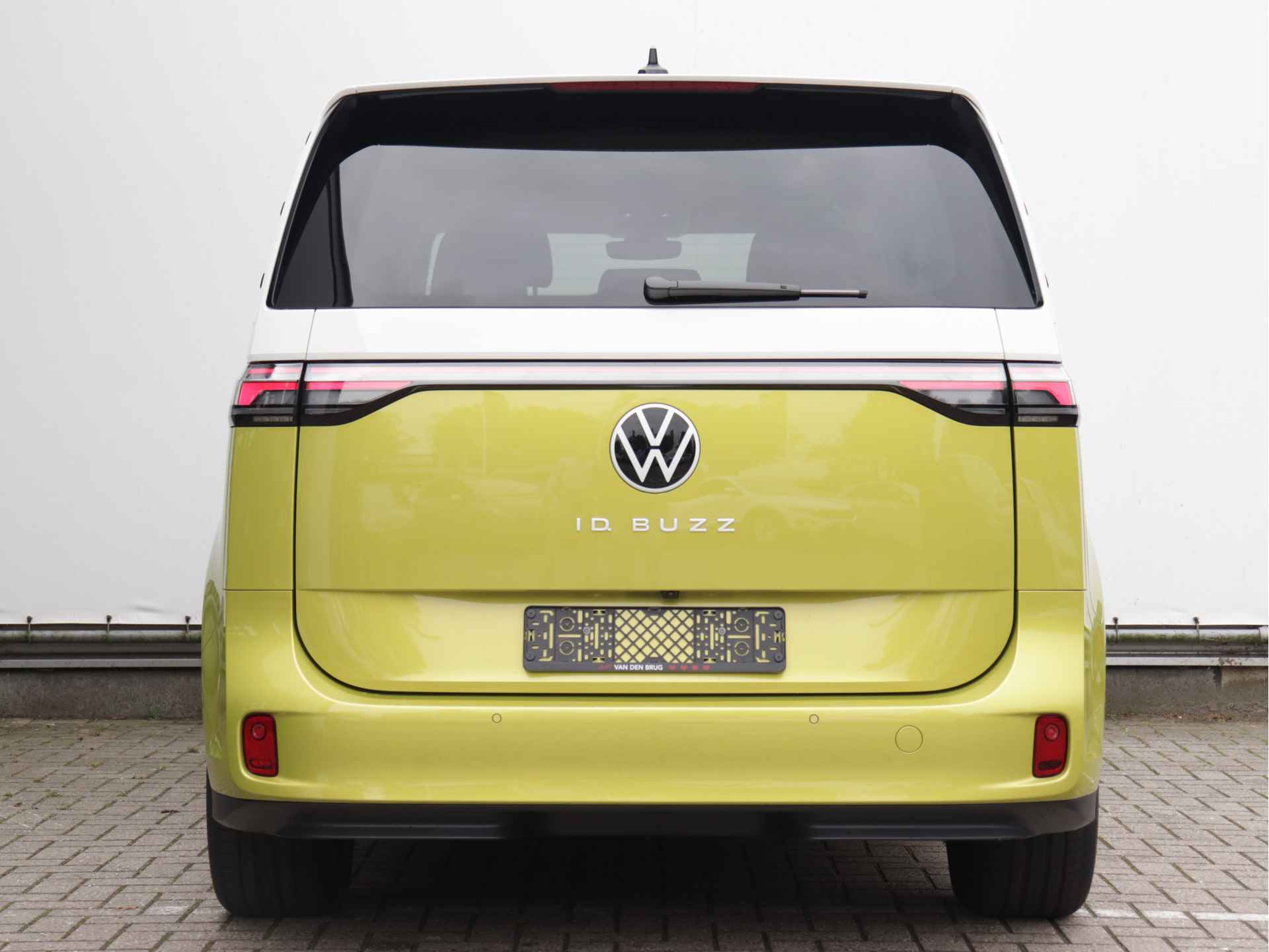 Volkswagen ID. Buzz Pro 77kWh | Origineel Two-tone | Camera | ArtVelours interieur | Elektrische klep | Navi 'Pro' | Keyless | LED Matrix | Verlengde fabrieksgarantie t/m 30-05-2029 of 150.000km - 5/35