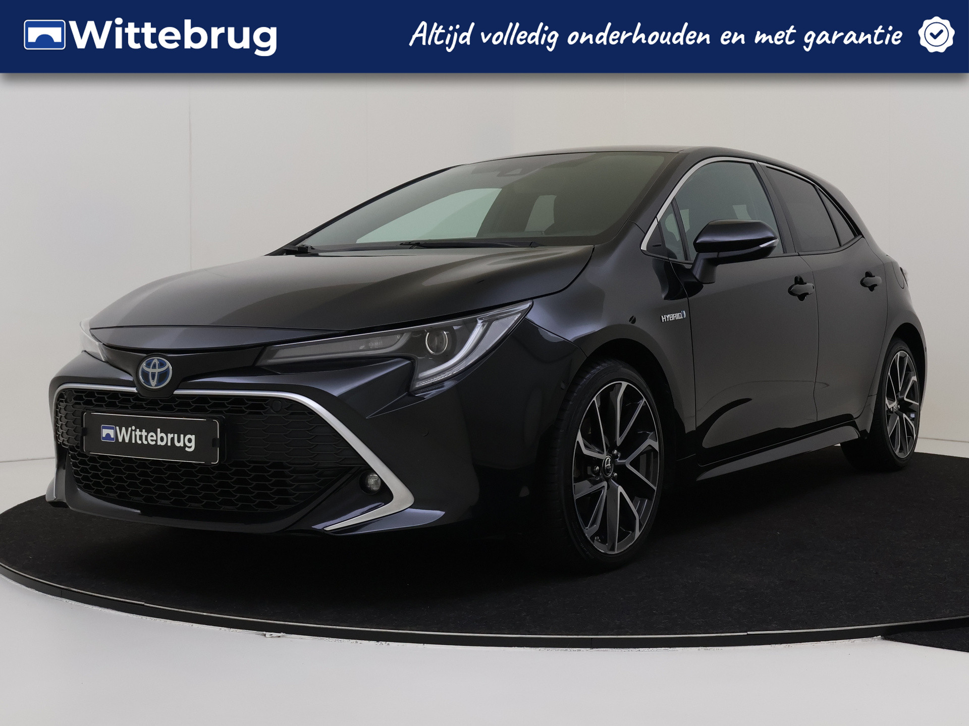 Toyota Corolla 1.8 Hybrid Executive 122 pk Automaat | Navigatie | Climate Control | 18 inch Lichtmetalen Velgen