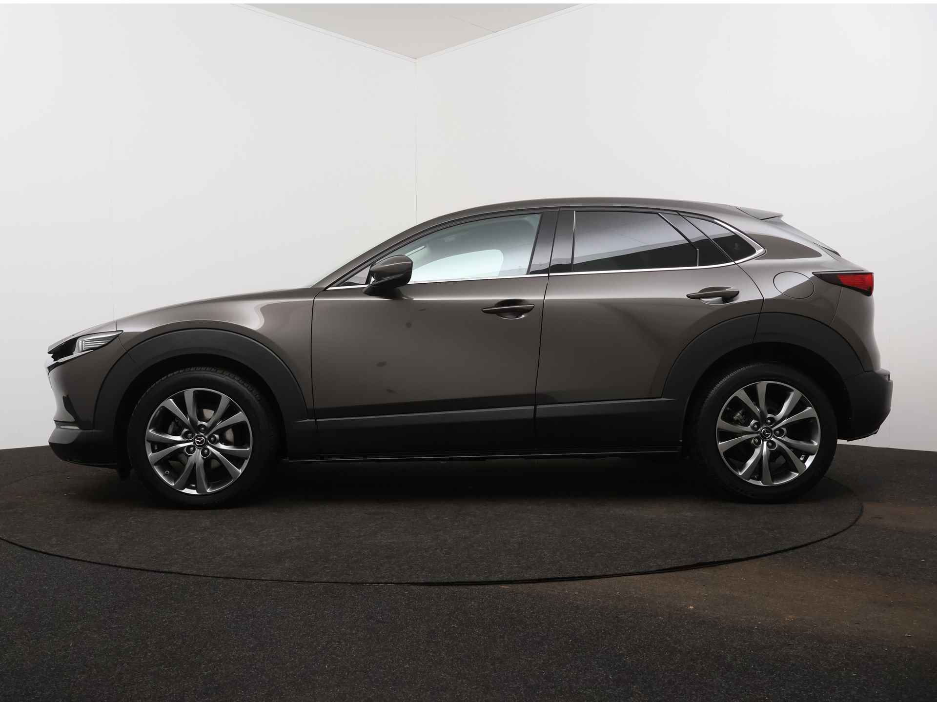 Mazda CX-30 2.0 e-SkyActiv-X M Hybrid Luxury met I-active sense pakket | BOSE Audio | Leder | 360 Camera | Navigatie | Stuur-/Stoelverwarming | Parkeersensoren | Dodehoek Ass. | Stoelgeheugen | - 28/48