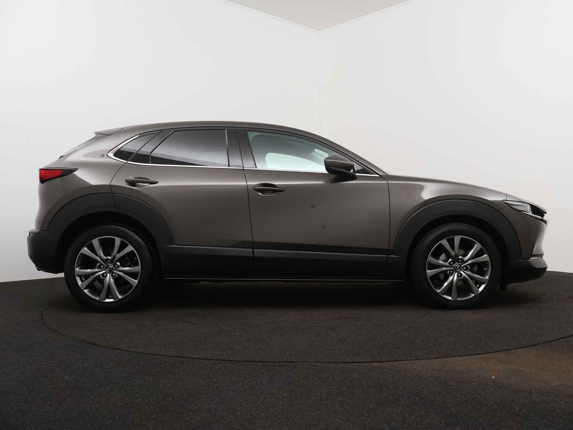 Mazda CX-30 2.0 e-SkyActiv-X M Hybrid Luxury met I-active sense pakket | BOSE Audio | Leder | 360 Camera | Navigatie | Stuur-/Stoelverwarming | Parkeersensoren | Dodehoek Ass. | Stoelgeheugen | - 29/48