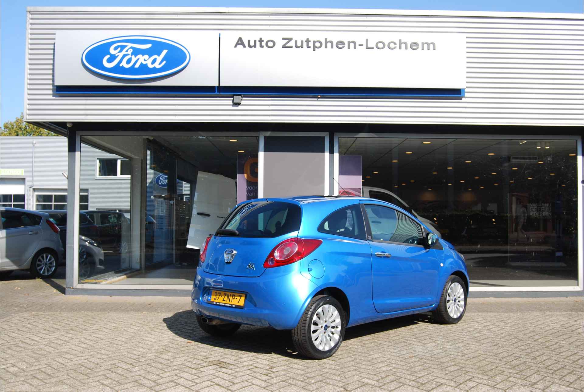 Ford Ka 1.2 Titanium X 70pk start/stop 1E EIGENAAR | PANO.DAK | VOORRUIT VERW. | PARK.SENSOREN | DEALER ONDERHOUD - 3/29