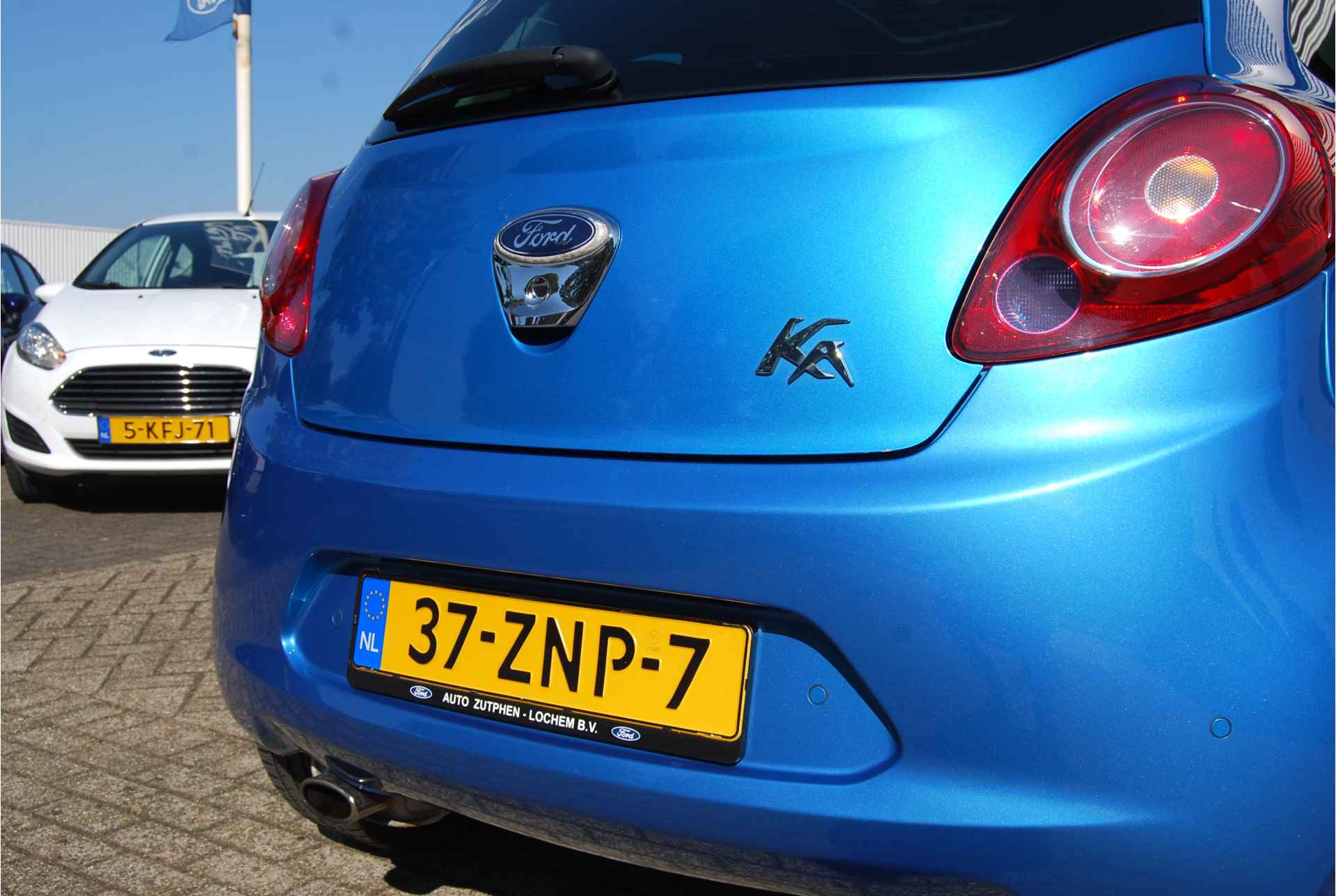 Ford Ka 1.2 Titanium X 70pk start/stop 1E EIGENAAR | PANO.DAK | VOORRUIT VERW. | PARK.SENSOREN | DEALER ONDERHOUD - 5/29