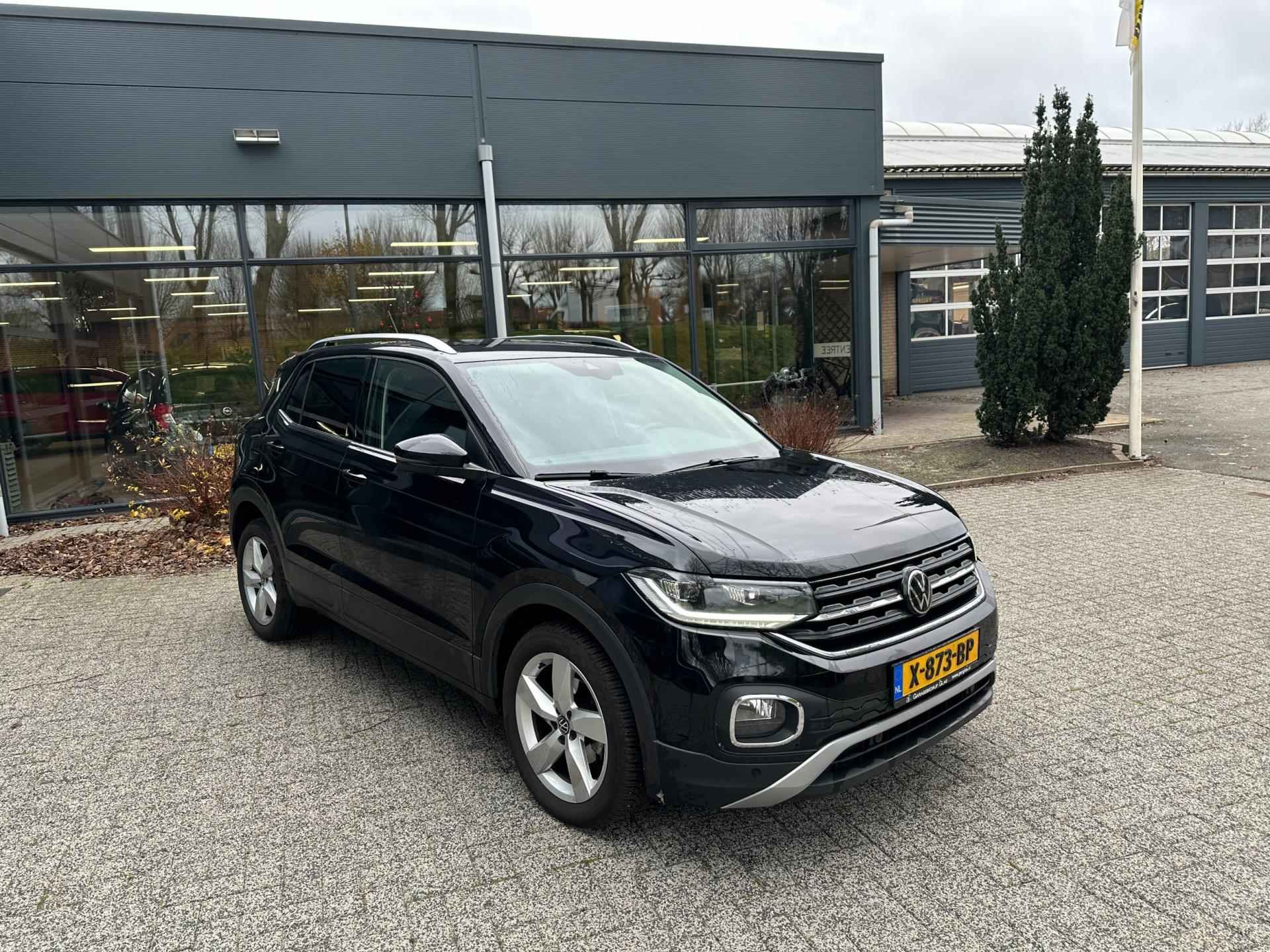 Volkswagen T-CROSS 1.5 tsi 150 pk automaat - camera - trekhaak - 8/31