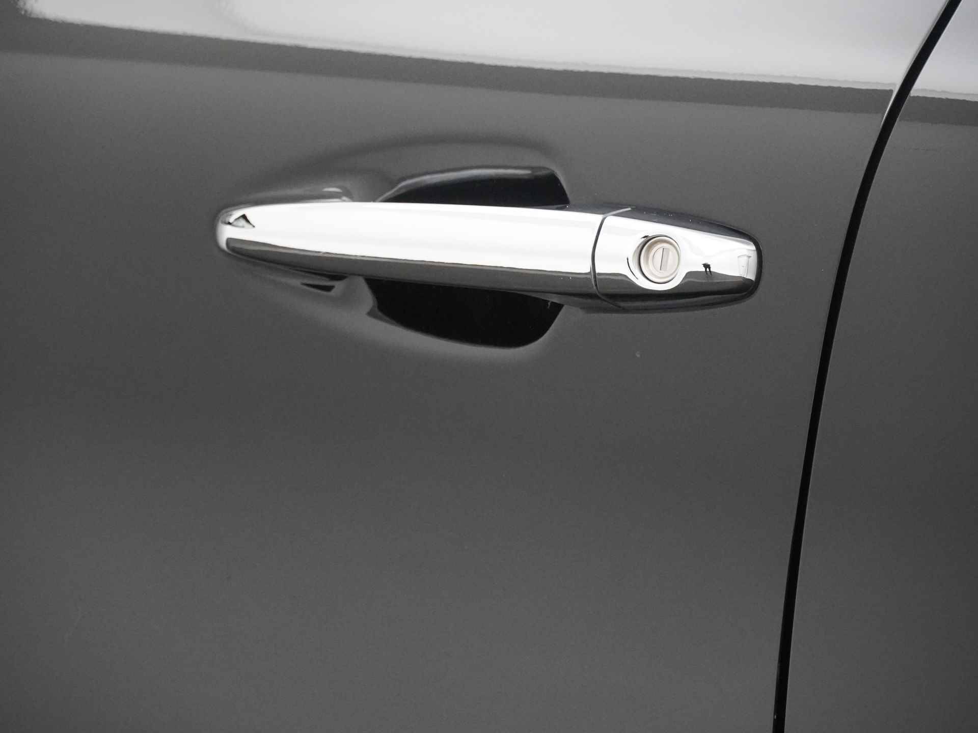 Kia Niro 1.6 GDi Hybrid DynamicLine - Navigatie - Cruise Control - Climate Control - Apple/Android Carplay - Fabrieksgarantie Tot 2026 - 17/51