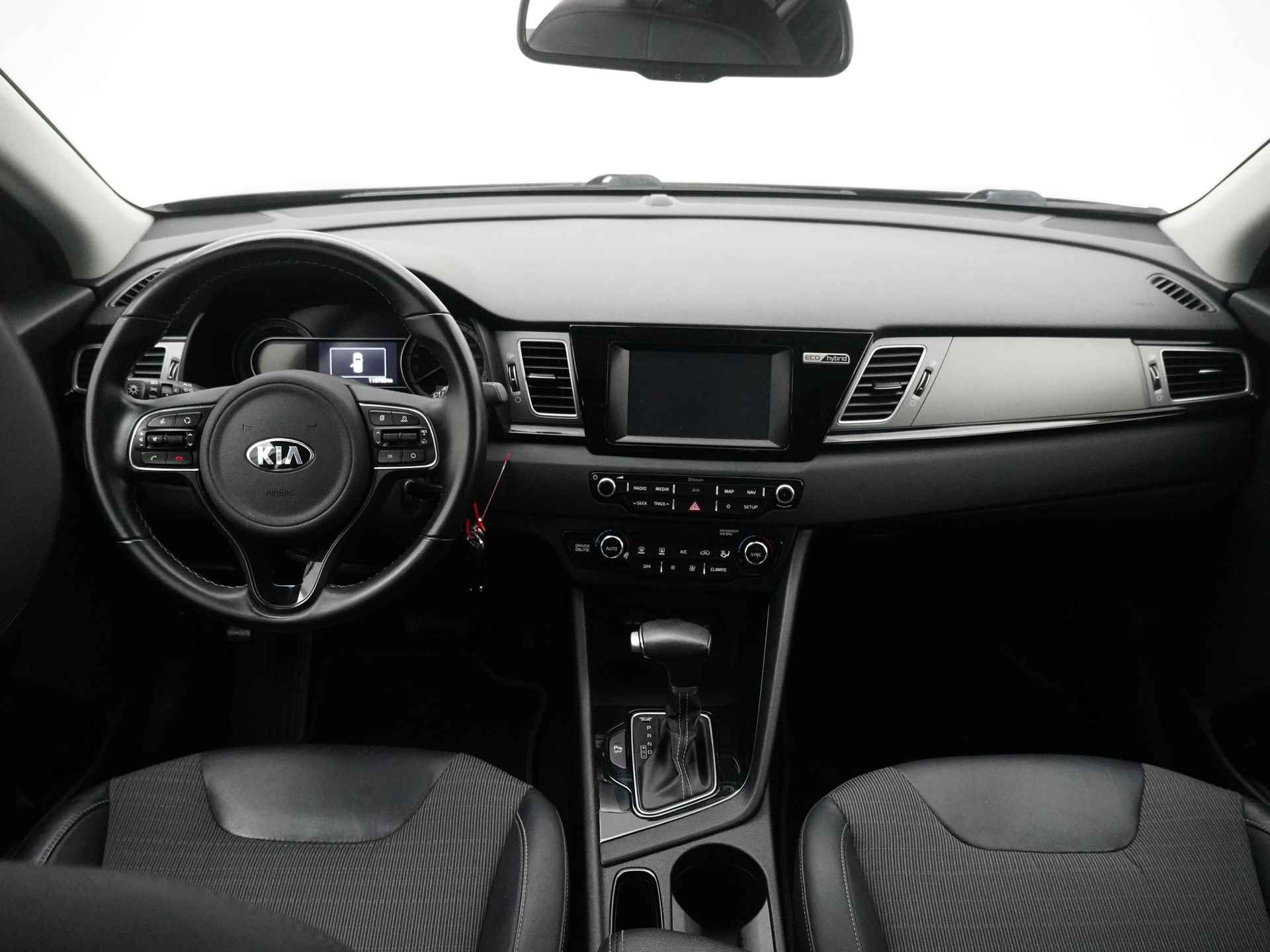 Kia Niro 1.6 GDi Hybrid DynamicLine - Navigatie - Cruise Control - Climate Control - Apple/Android Carplay - Fabrieksgarantie Tot 2026 - 38/51