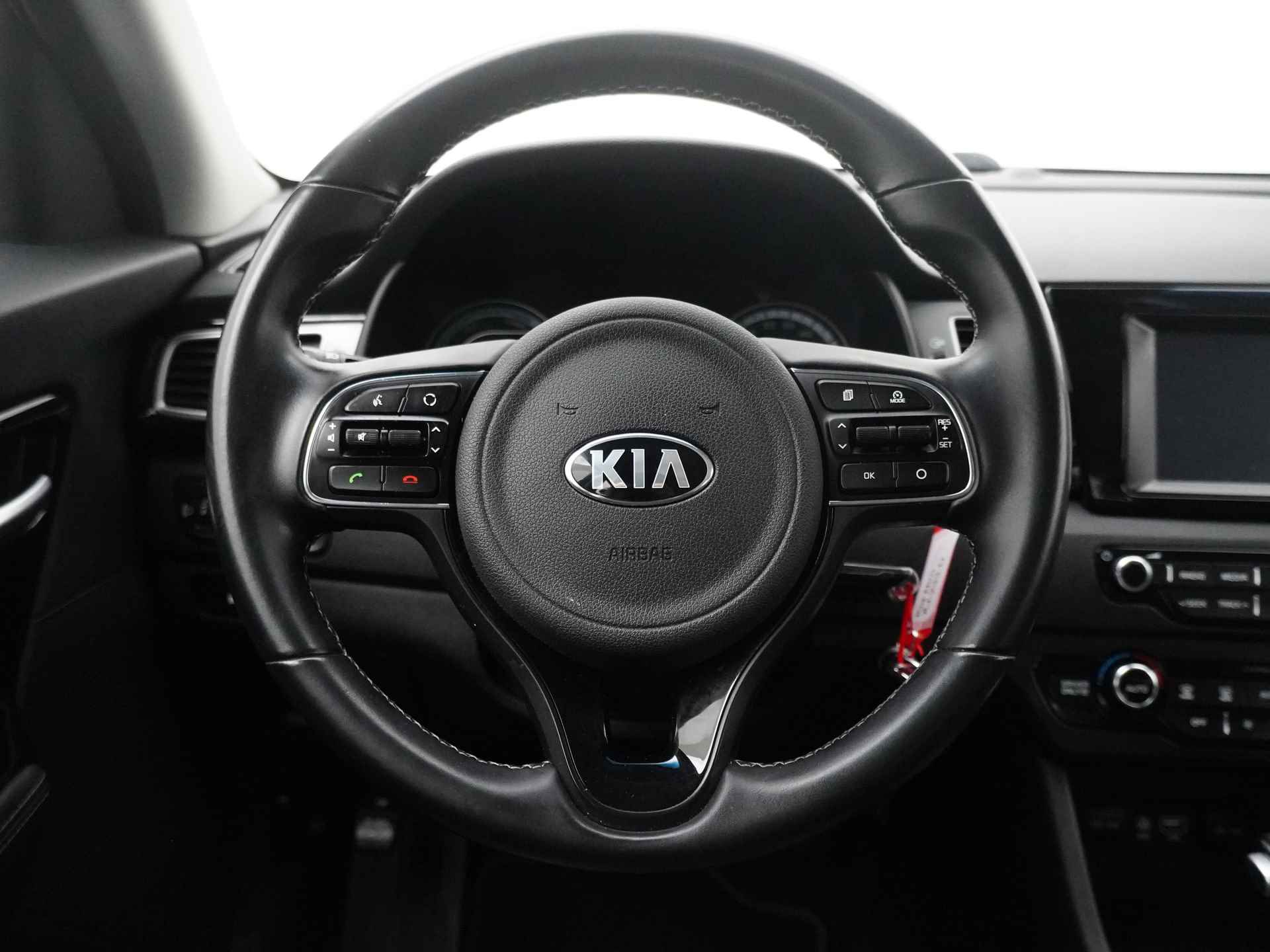 Kia Niro 1.6 GDi Hybrid DynamicLine - Navigatie - Cruise Control - Climate Control - Apple/Android Carplay - Fabrieksgarantie Tot 2026 - 39/51