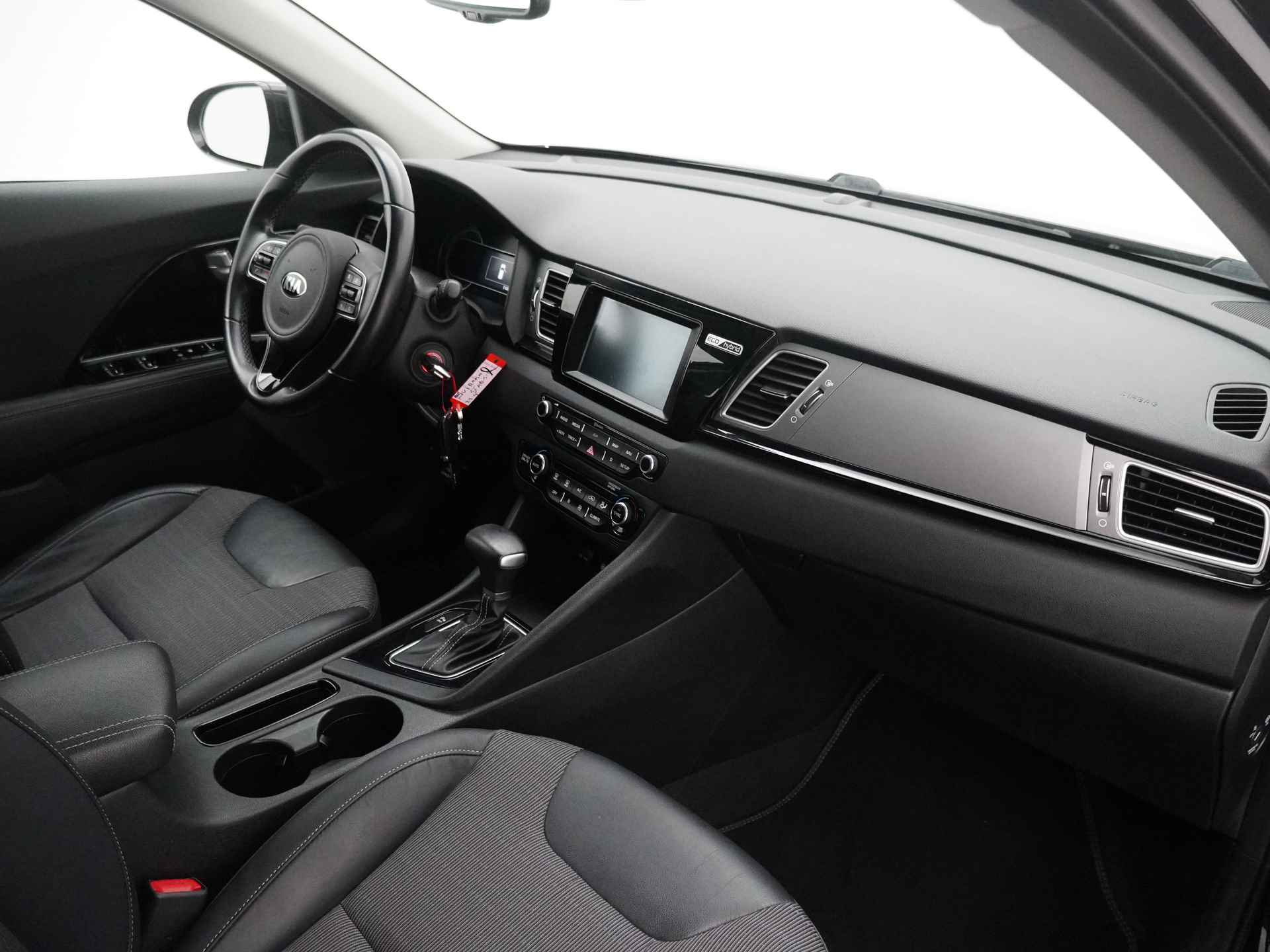 Kia Niro 1.6 GDi Hybrid DynamicLine - Navigatie - Cruise Control - Climate Control - Apple/Android Carplay - Fabrieksgarantie Tot 2026 - 41/51
