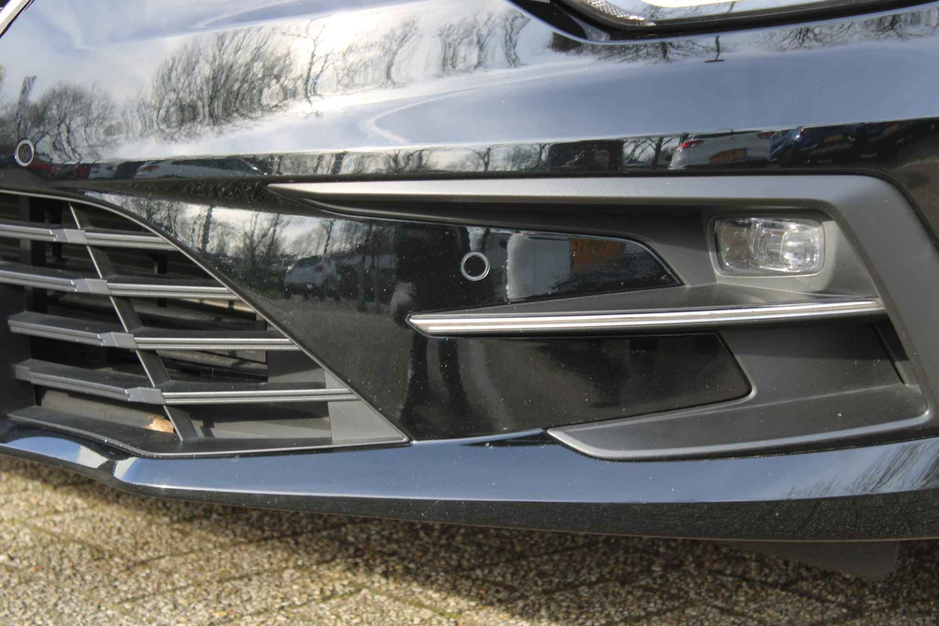 Renault Mégane 1.3 TCe 140 EDC Intens AUTOMAAT | NAVI | CLIMA | PARKEERSENSOREN | - 9/36