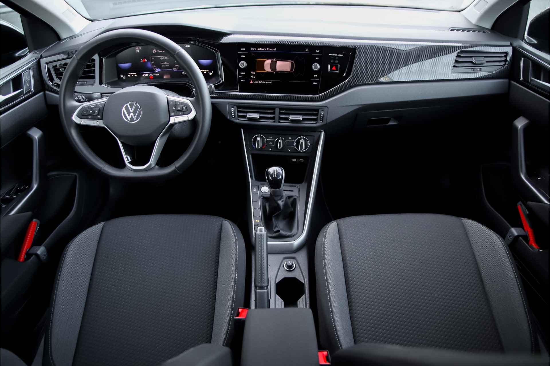 Volkswagen Taigo Life 1.0TSi 95pk | Multimedia pakket | Comfort pakket | - 9/36