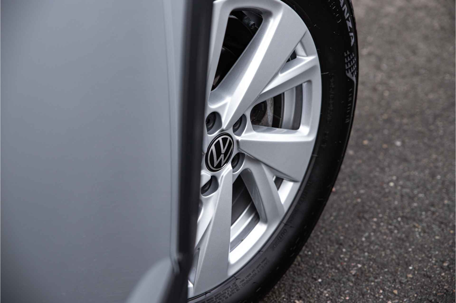 Volkswagen Taigo Life 1.0TSi 95pk | Multimedia pakket | Comfort pakket | - 20/36