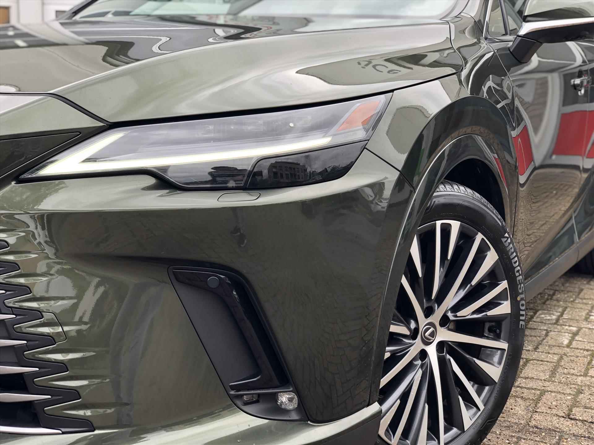 Lexus Rx 450h+ Plug-in Hybrid AWD Executive Line | Panoramadak, Head up display, Memory, Stoelventilatie, 360 Camera - 7/42