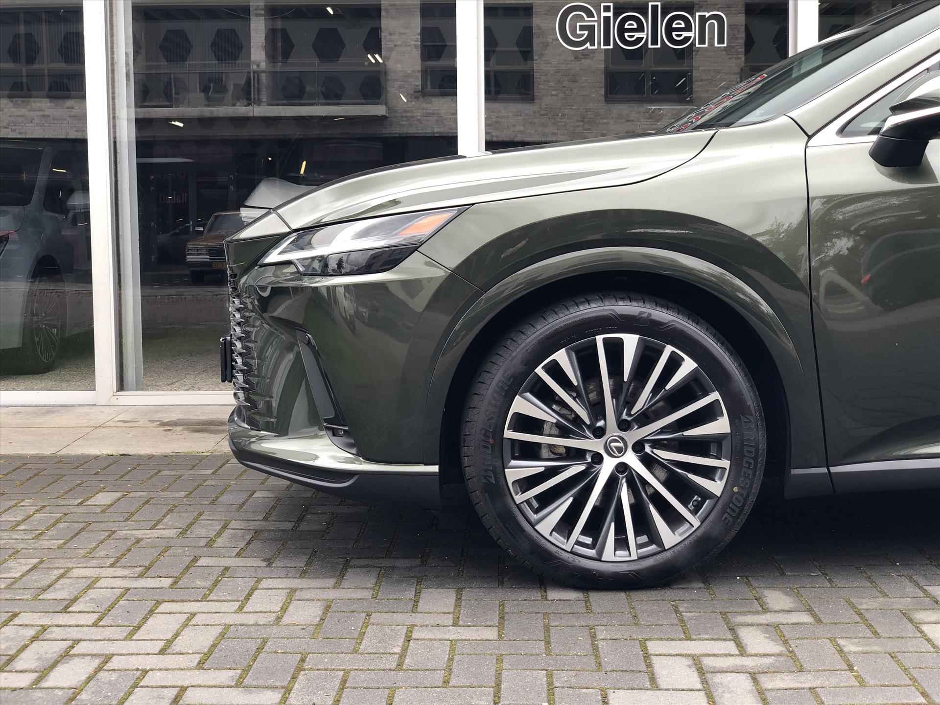 Lexus Rx 450h+ Plug-in Hybrid AWD Executive Line | Panoramadak, Head up display, Memory, Stoelventilatie, 360 Camera - 13/42