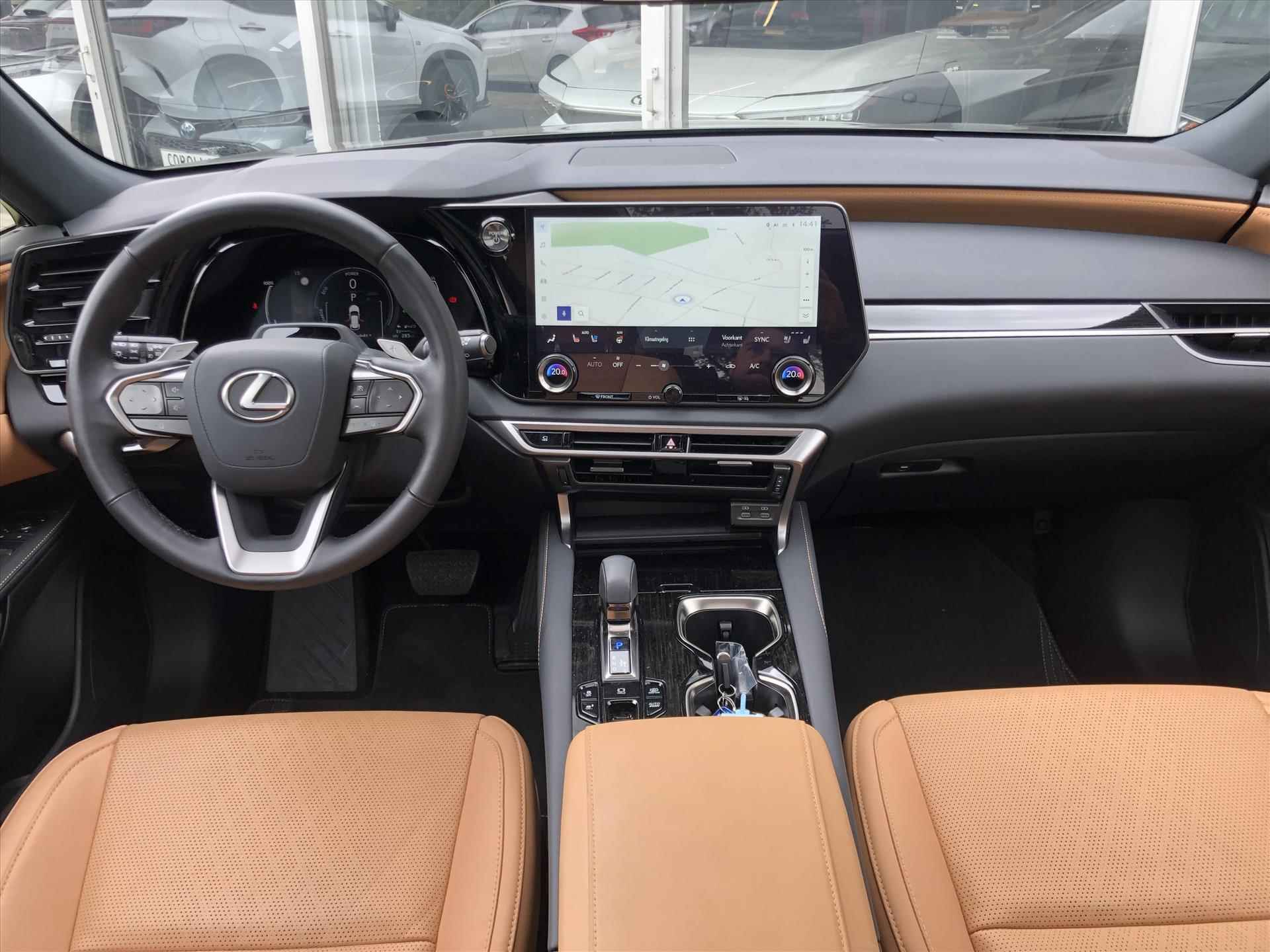 Lexus Rx 450h+ Plug-in Hybrid AWD Executive Line | Panoramadak, Head up display, Memory, Stoelventilatie, 360 Camera - 19/42