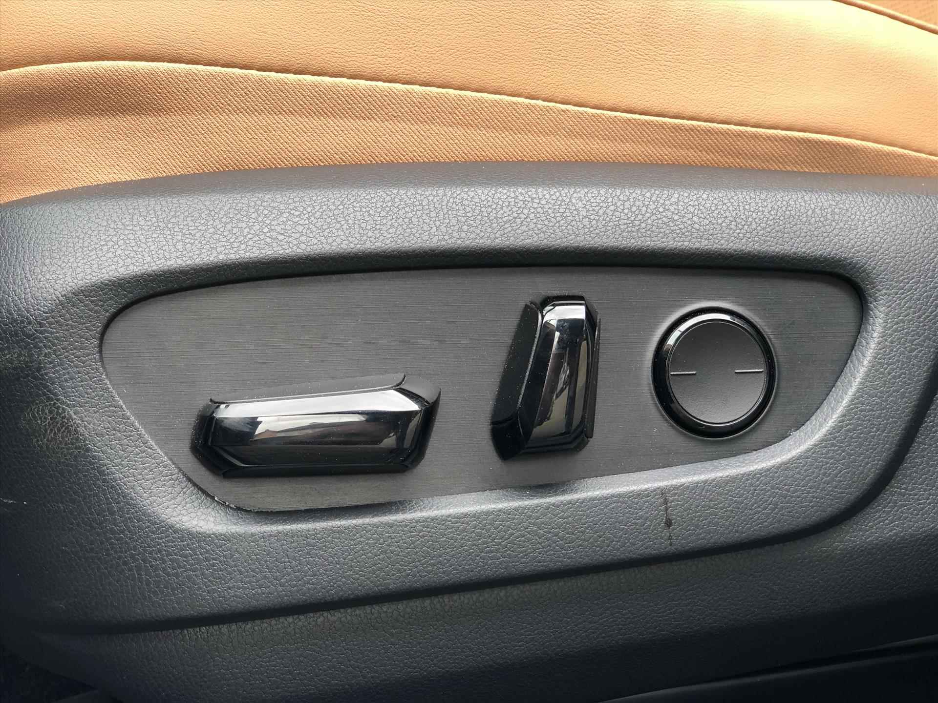 Lexus Rx 450h+ Plug-in Hybrid AWD Executive Line | Panoramadak, Head up display, Memory, Stoelventilatie, 360 Camera - 25/42