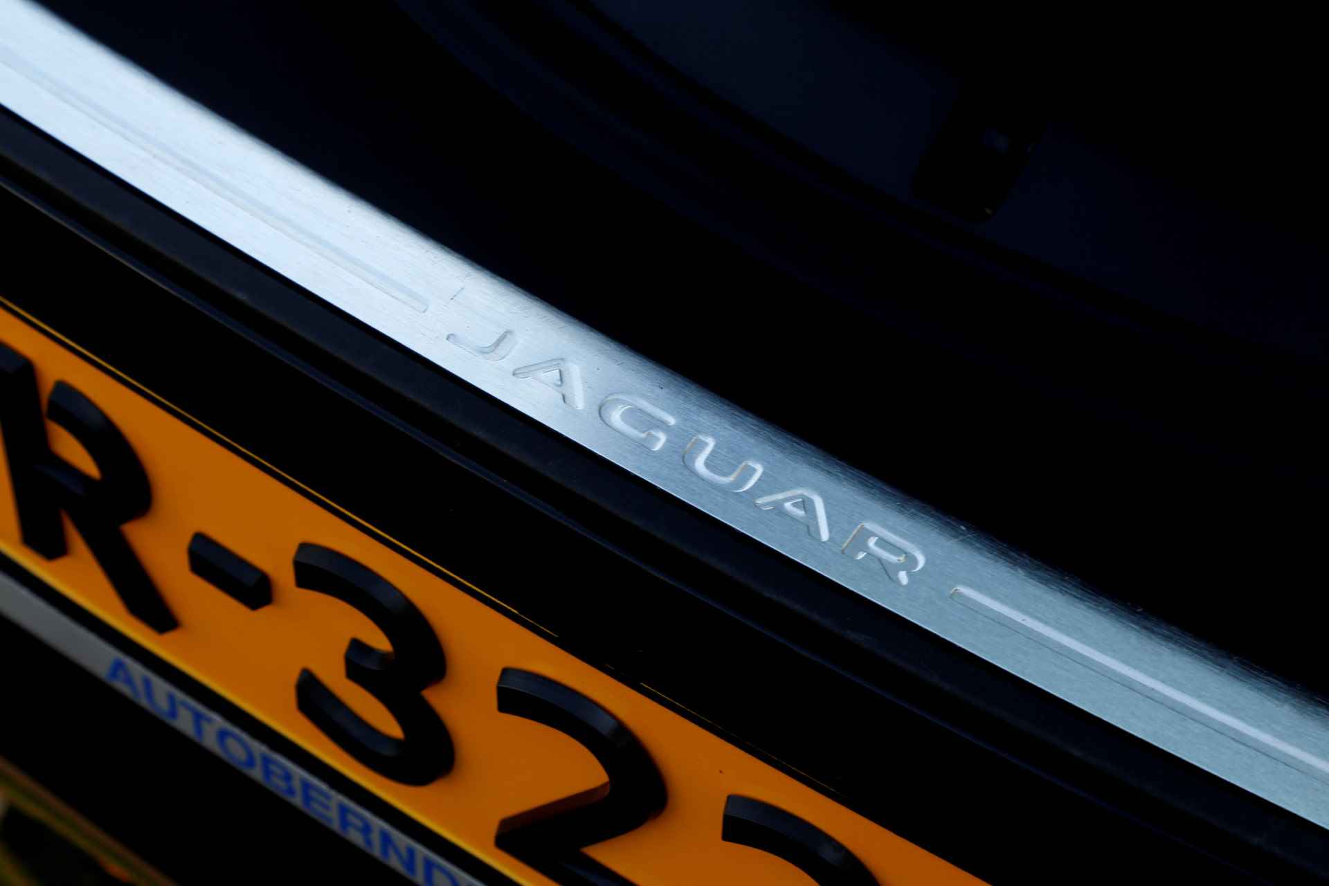Jaguar F-Type 3.0 V6 Coupé Aut.*Perfect Jaguar onderh.*Sportuitlaat/J-Blade LED/Bi-Xenon/Meridian/Navi/Half Leder-Alcantara/Stoelverw./Camera/ - 33/55