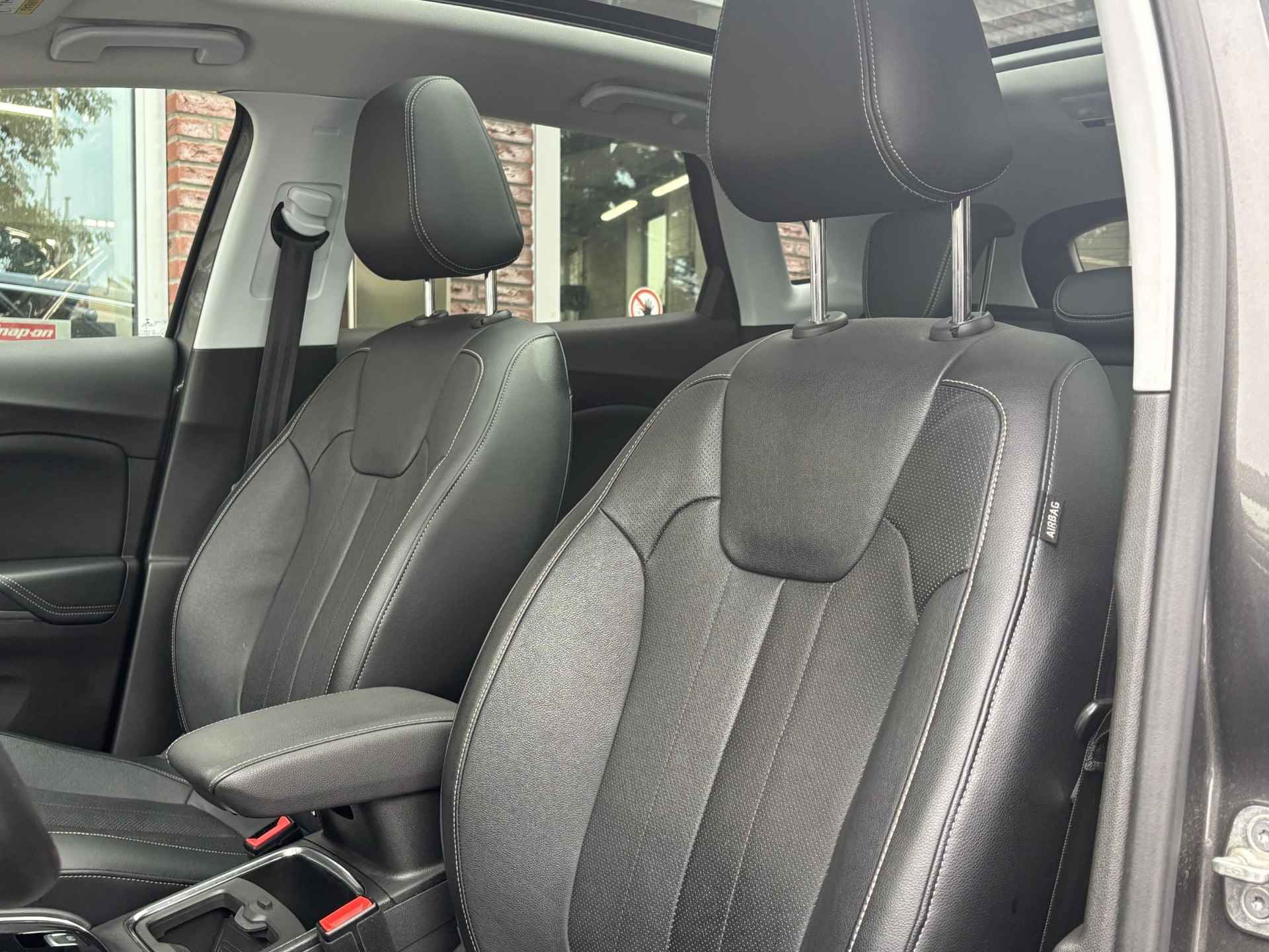 Opel Grandland X 1.2 Turbo 130pk Ultimate Automaat |DENON SOUND|PANODAK|LEDER|STOELKOELING|STOELVERWARMING V+A|ISOFIX|VOORRUITVERWARMING|SUBWOOFER| - 27/68