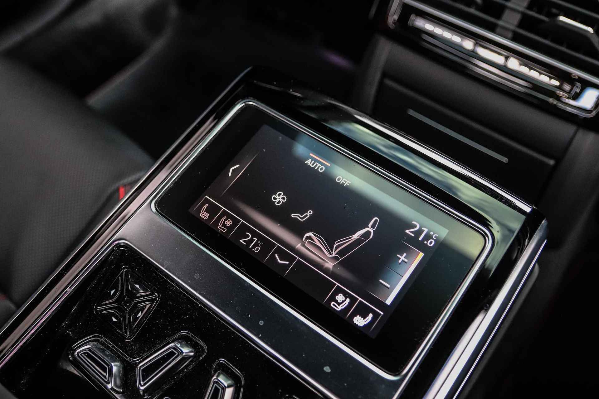 Audi S8 4.0 TFSI 571pk Quattro | B&O Advanced | Exclusive Interieur | Standkachel - 34/71