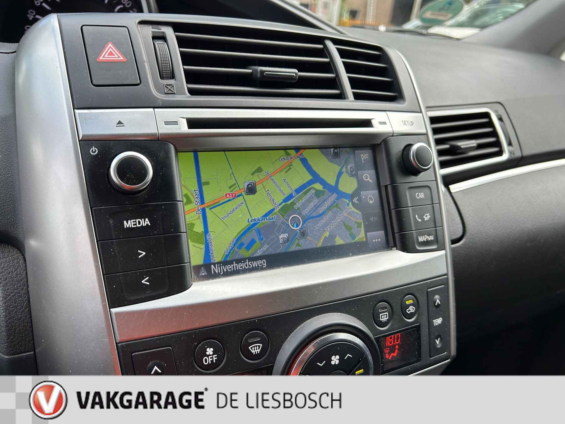 Toyota Verso 1.8 VVT-i Business Top 5 editie |Automaat | Navigatie | stoelverwarming | eerste eigenaar | trekhaak - 27/33