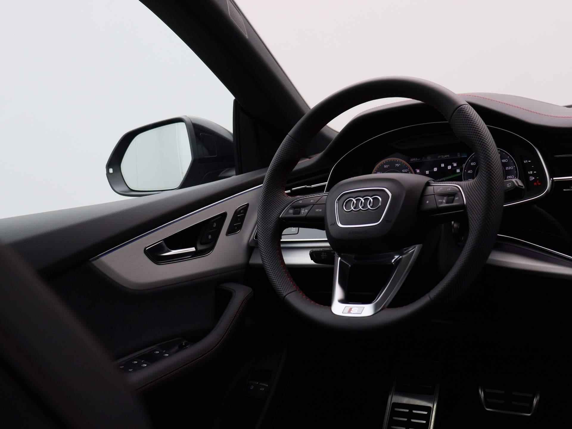 Audi Q8 60 TFSI e quattro Pro Line S Competition | Leder | Schuifdak | B&O Audio | Head up display | Luchtvering | Rood Audi interieur | - 10/56