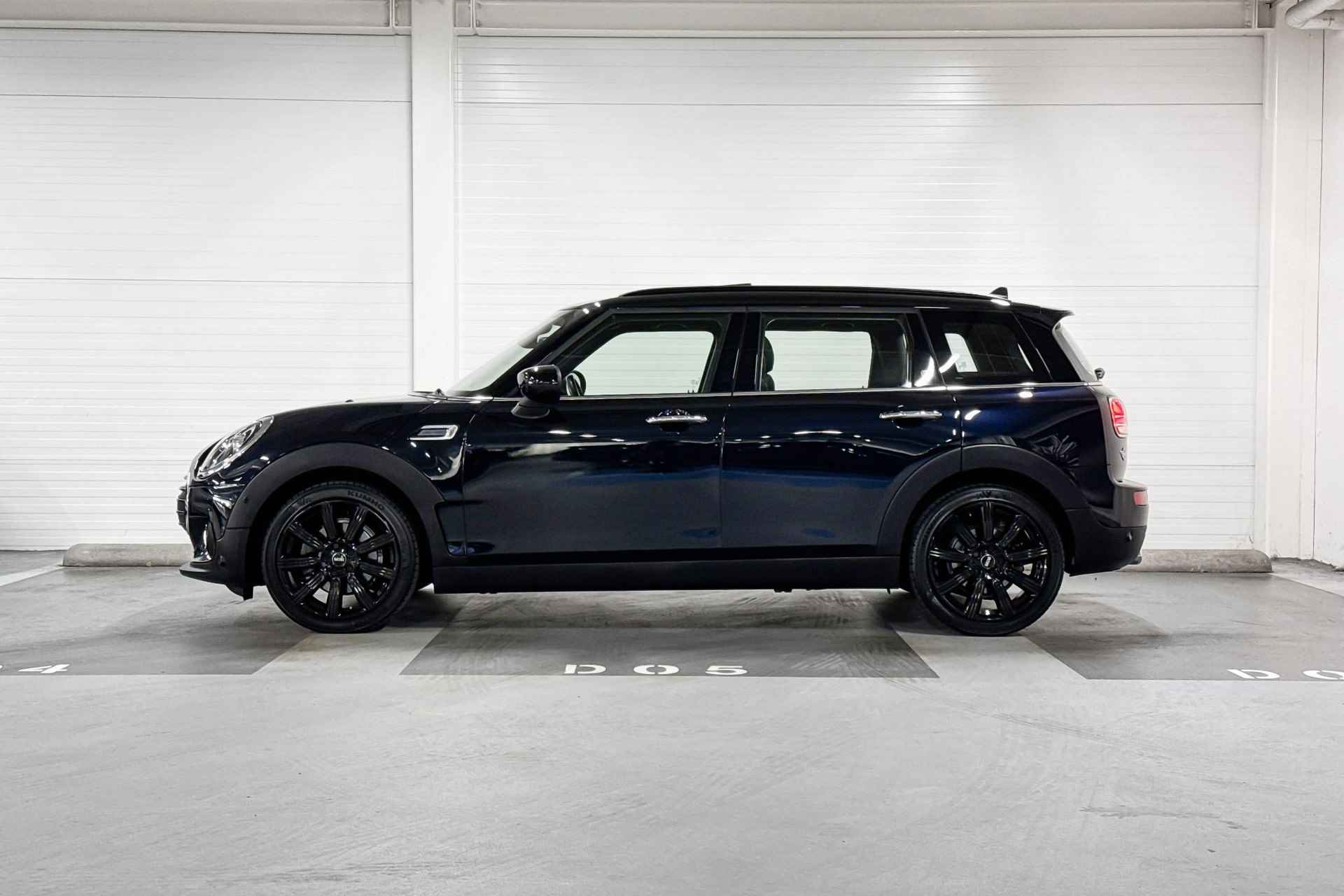 MINI Clubman Cooper | Apple CarPlay | Achteruitrijcamera | Panoramadak | Selections - 2/21