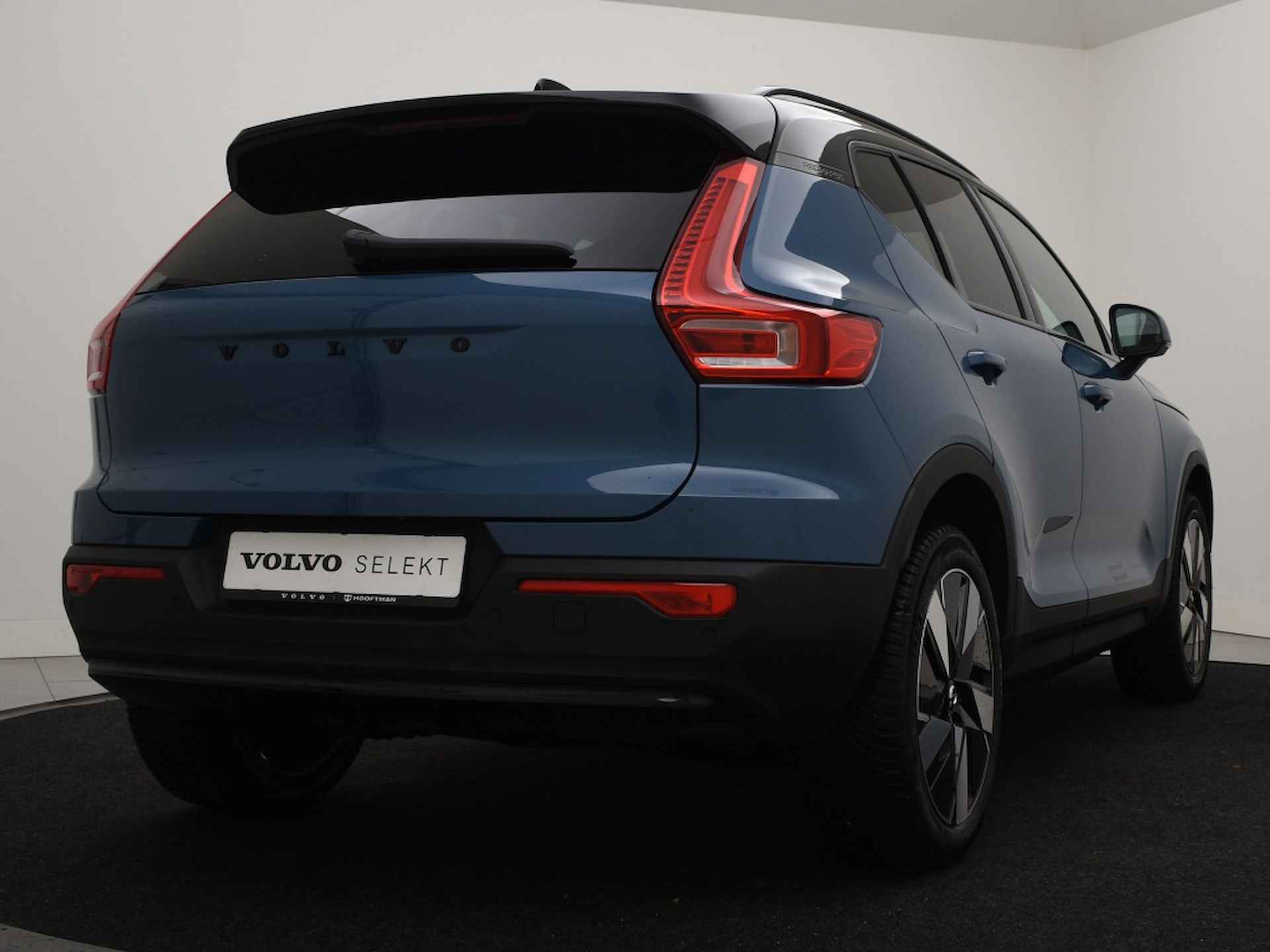 Volvo XC40 EXTENDED RANGE (SINGLE) PLUS STOELVERWARMING GETINT GLAS - 28/32